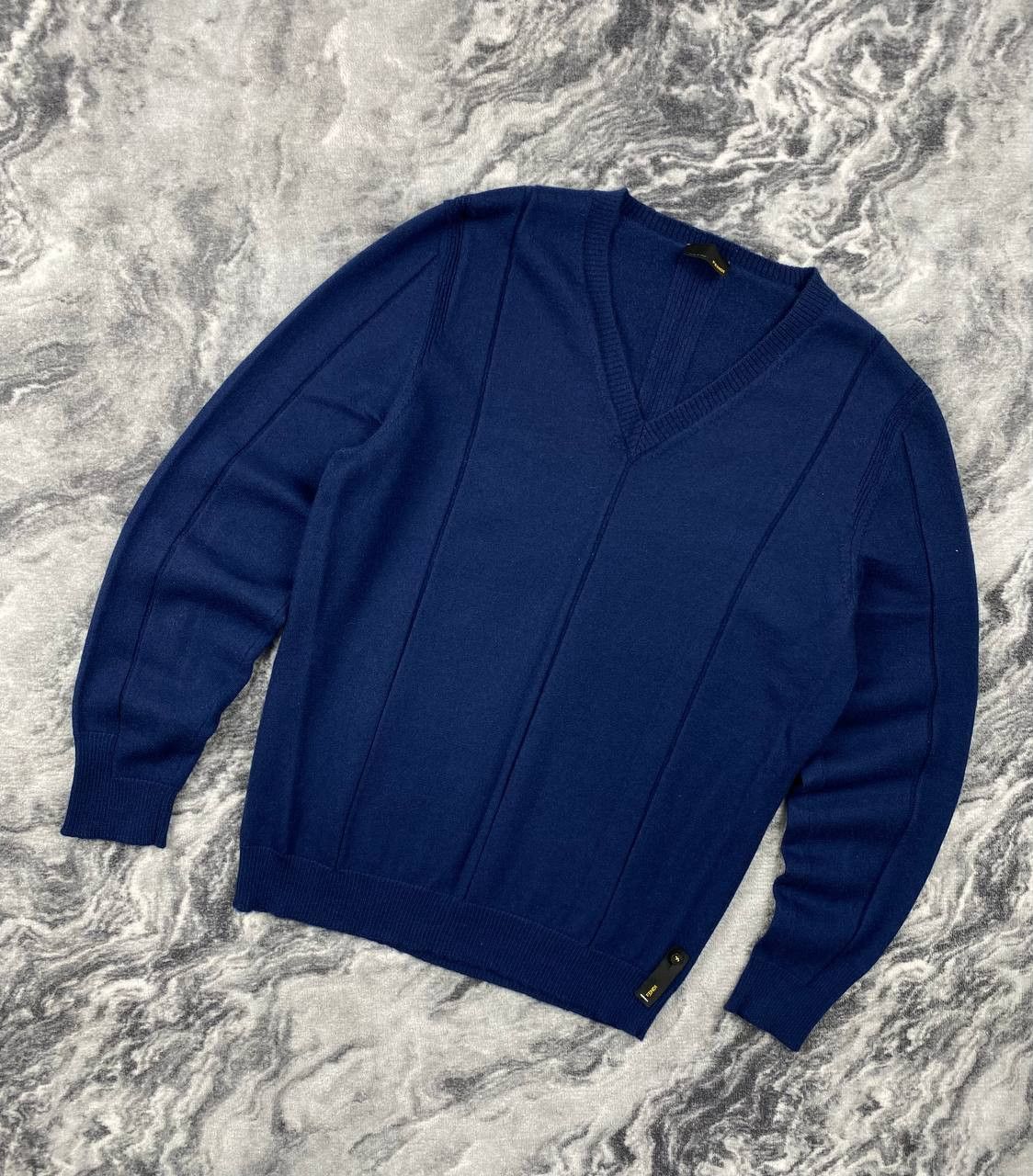 Fendi Fendi Knit Wool V Neck Sweater Size US L / EU 52-54 / 3 - 1 Thumbnail
