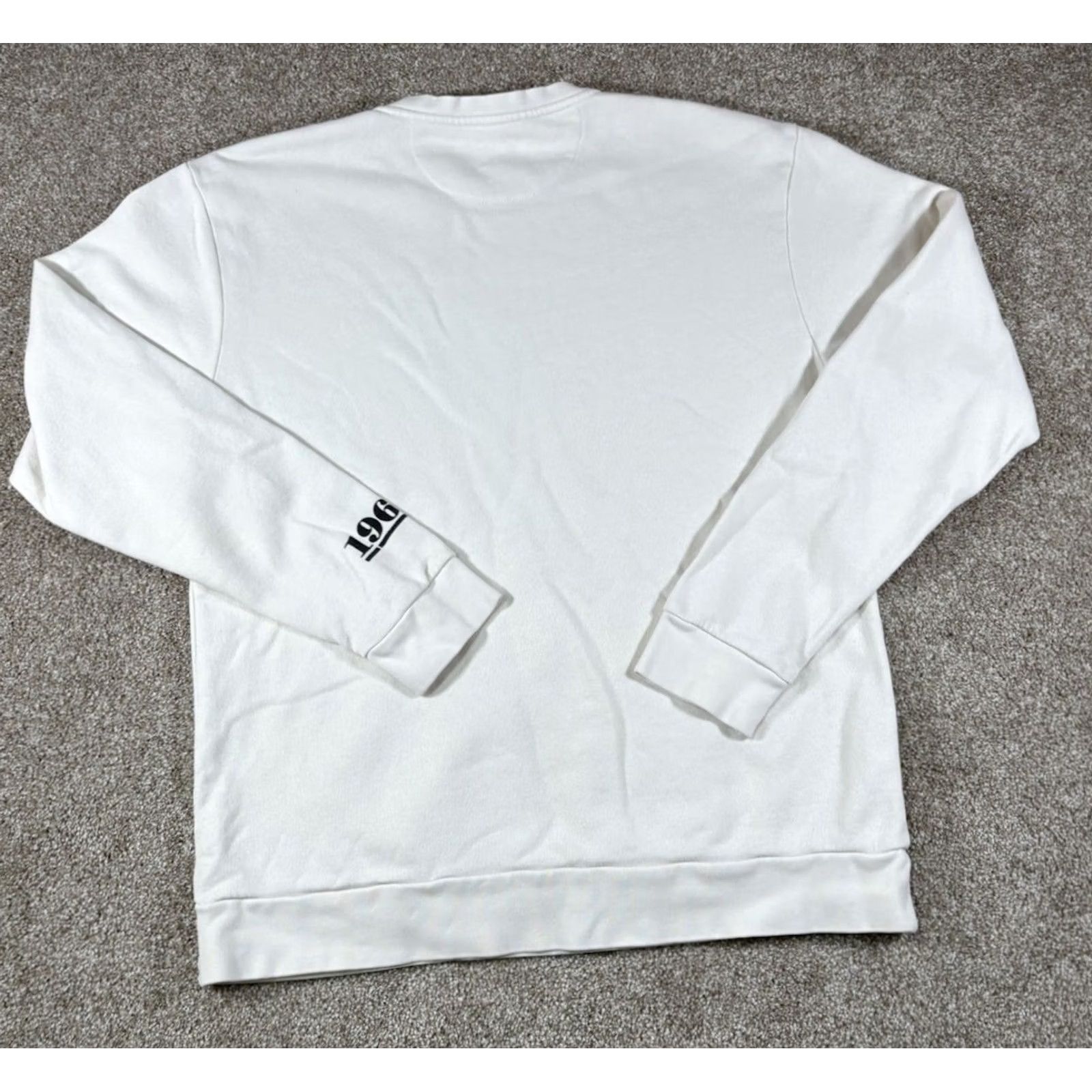NBA 1966 Chicago Bulls NBA Cream Crewneck Sweatshirt Adult Medium Beige Cotton Blend Knit Pullover Crew Neck Long Sleeve Basketball Gym & Training Size US M / EU 48-50 / 2 - 7 Thumbnail