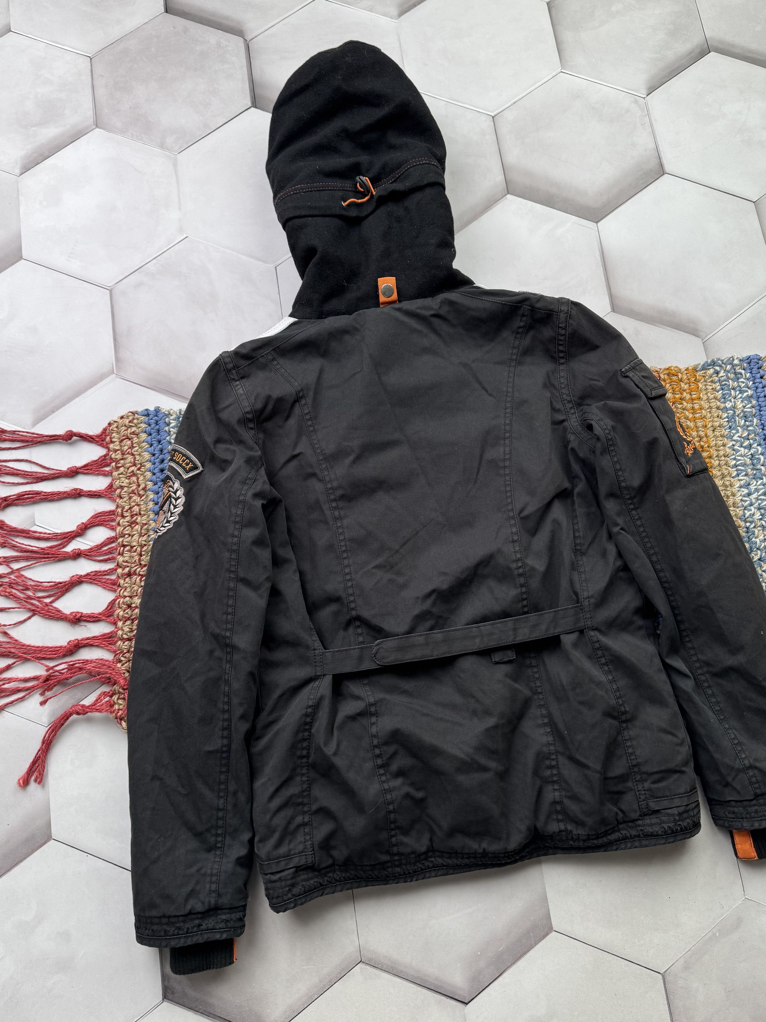 Japanese Brand Vintage Cropped Jacket With Faux Fur Hood (E4) Size US S / EU 44-46 / 1 - 8 Thumbnail