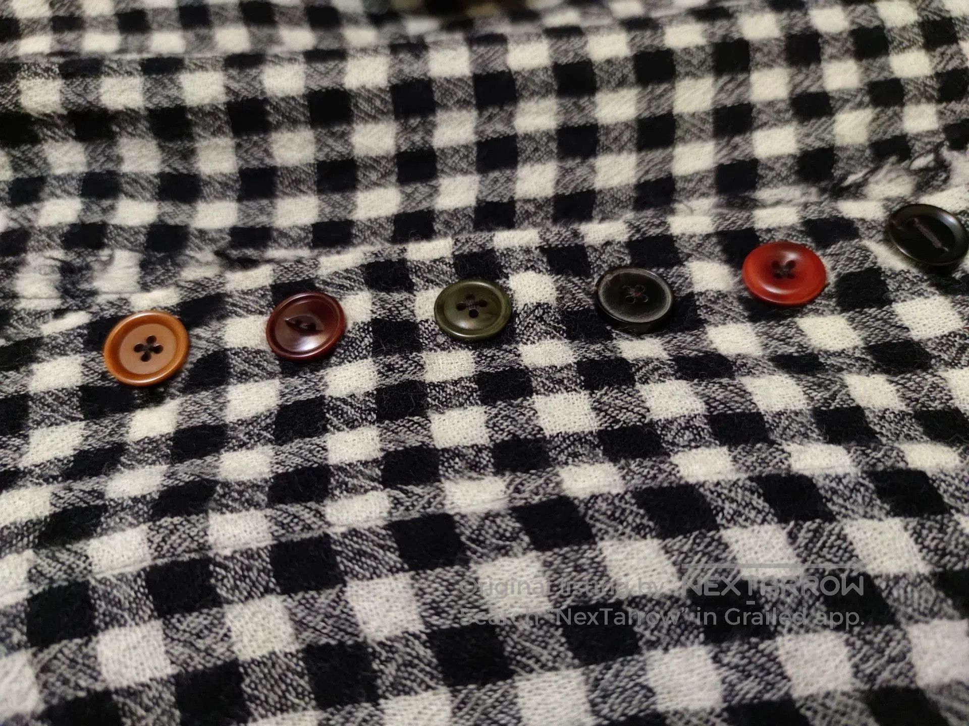 KLASICA Artisan Plaid Knit Sweater with Unique Buttons. Size M / US 6-8 / IT 42-44 - 4 Thumbnail