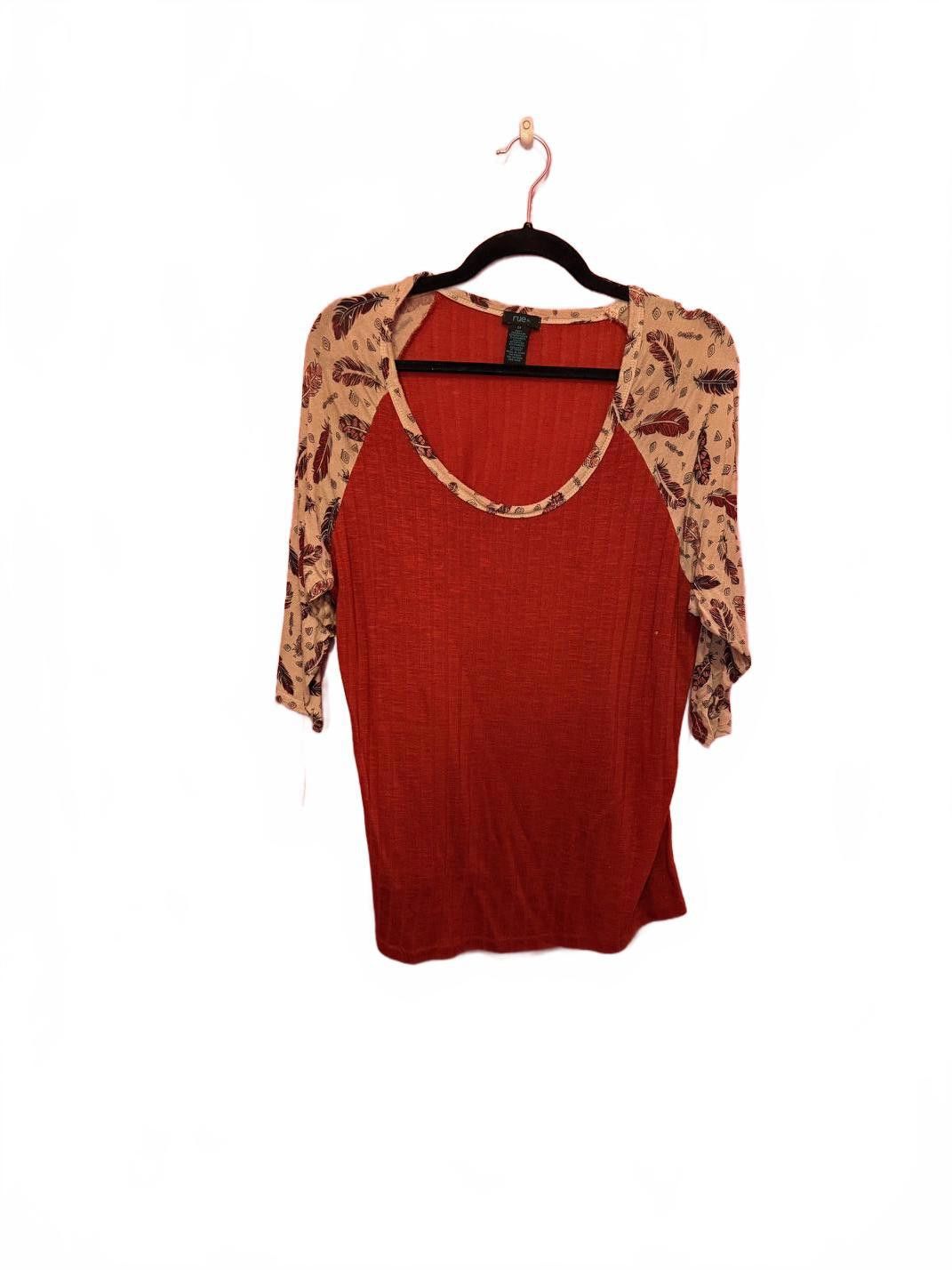 Designer Stylish Red and Floral Oversized Tee Size XL / US 12-14 / IT 48-50 - 1 Thumbnail