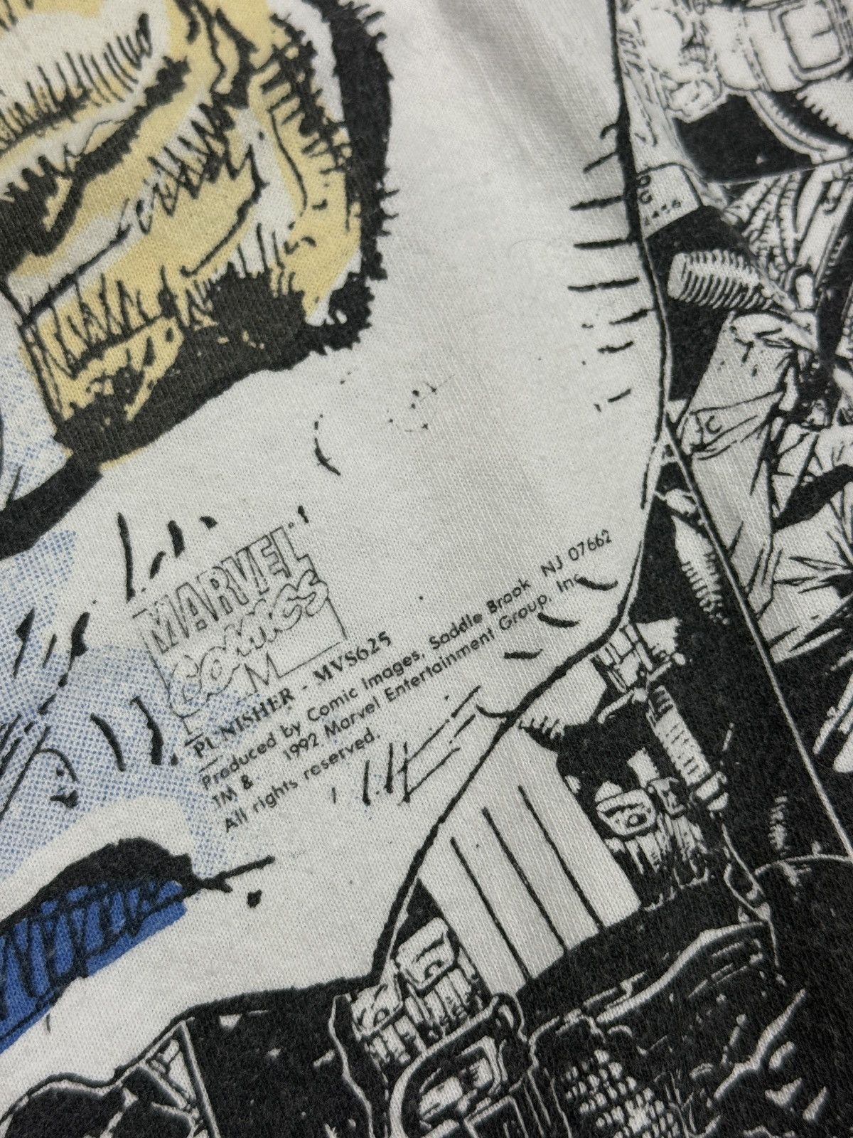 DC Comics The Punisher - 1992 Megaprint T-shirt Size US L / EU 52-54 / 3 - 13 Thumbnail
