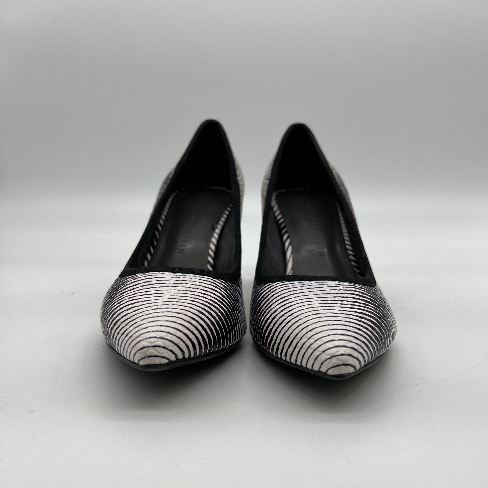 Other Lori Goldstein Collection Novelty Pumps Size 6 M Size US 6 / IT 36 - 8 Thumbnail