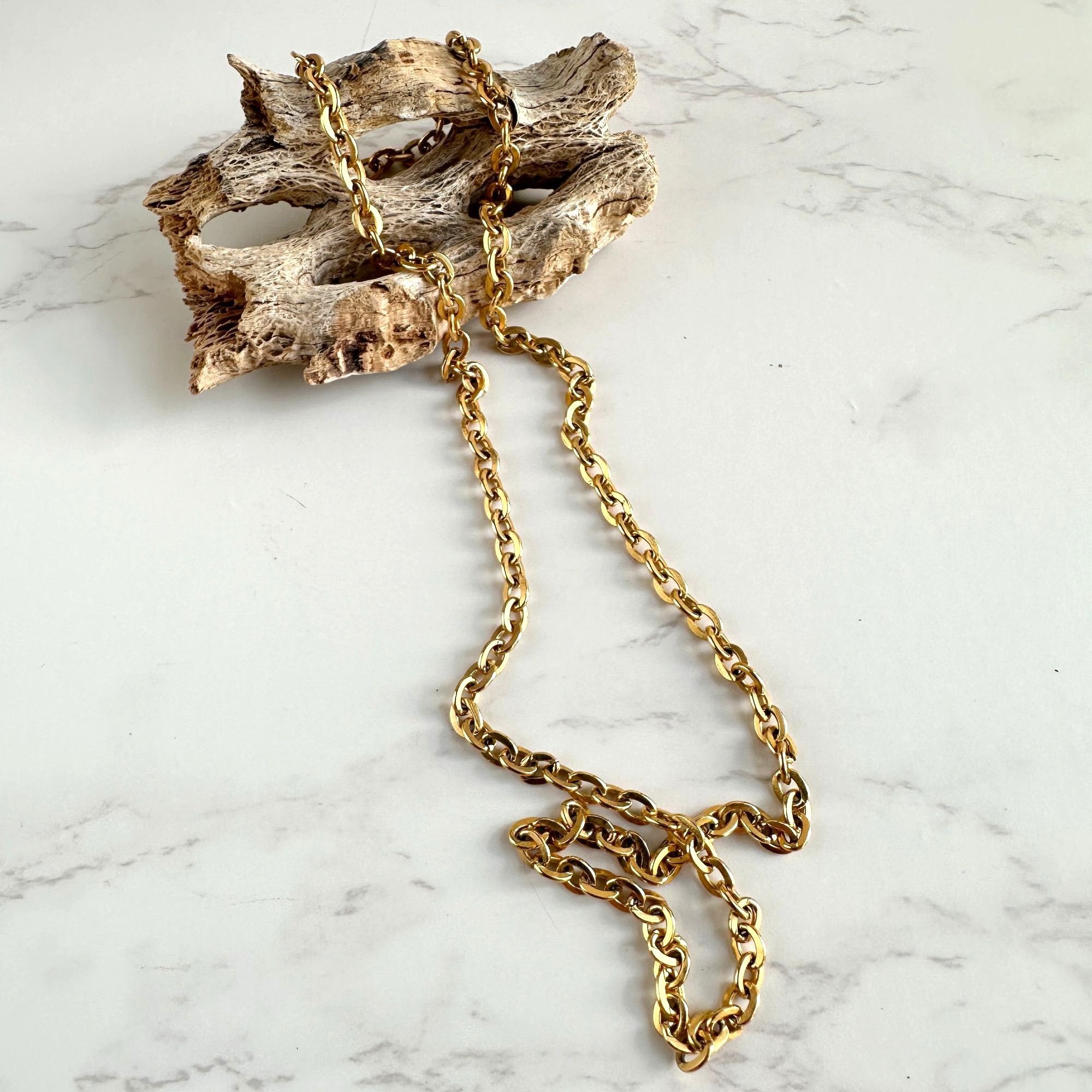 Vintage Gold Plated Oval Link Chain Necklace 18" with Hook Clasp Size ONE SIZE - 1 Thumbnail
