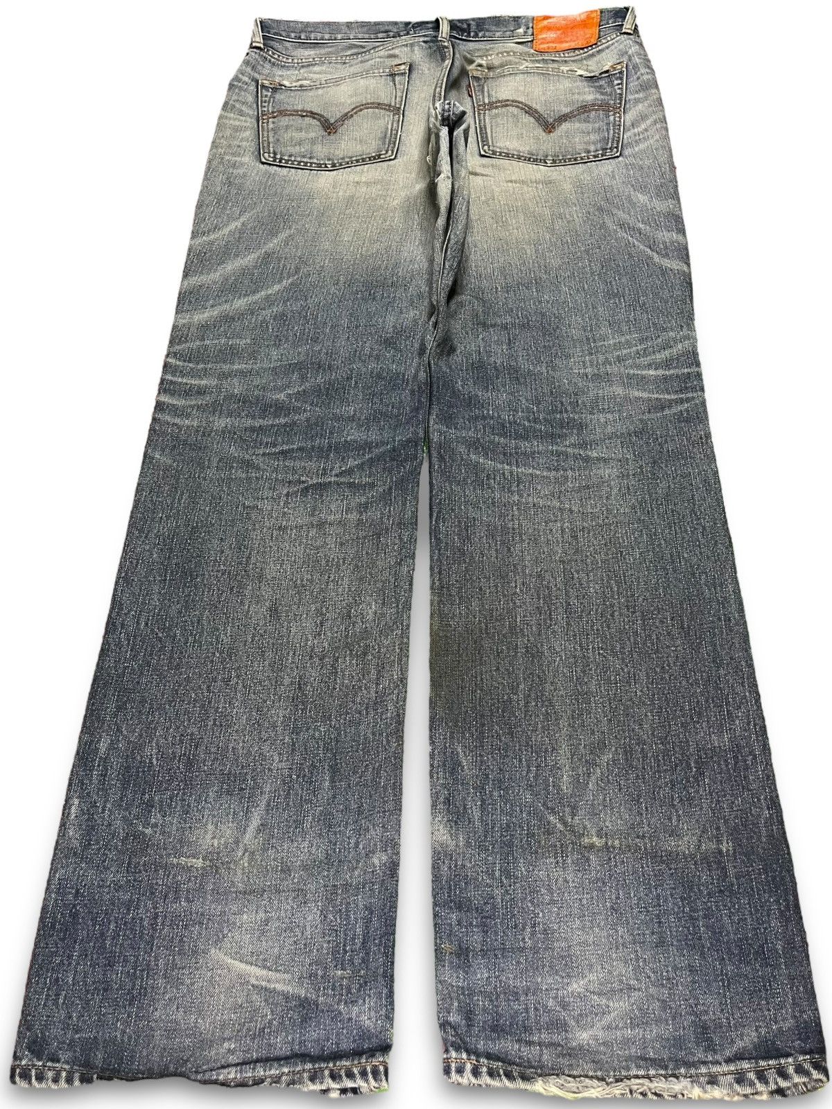 Levi's Vintage Levis 502 Classic Faded Wash Distressed Baggy Jeans Size US 37 - 2 Thumbnail