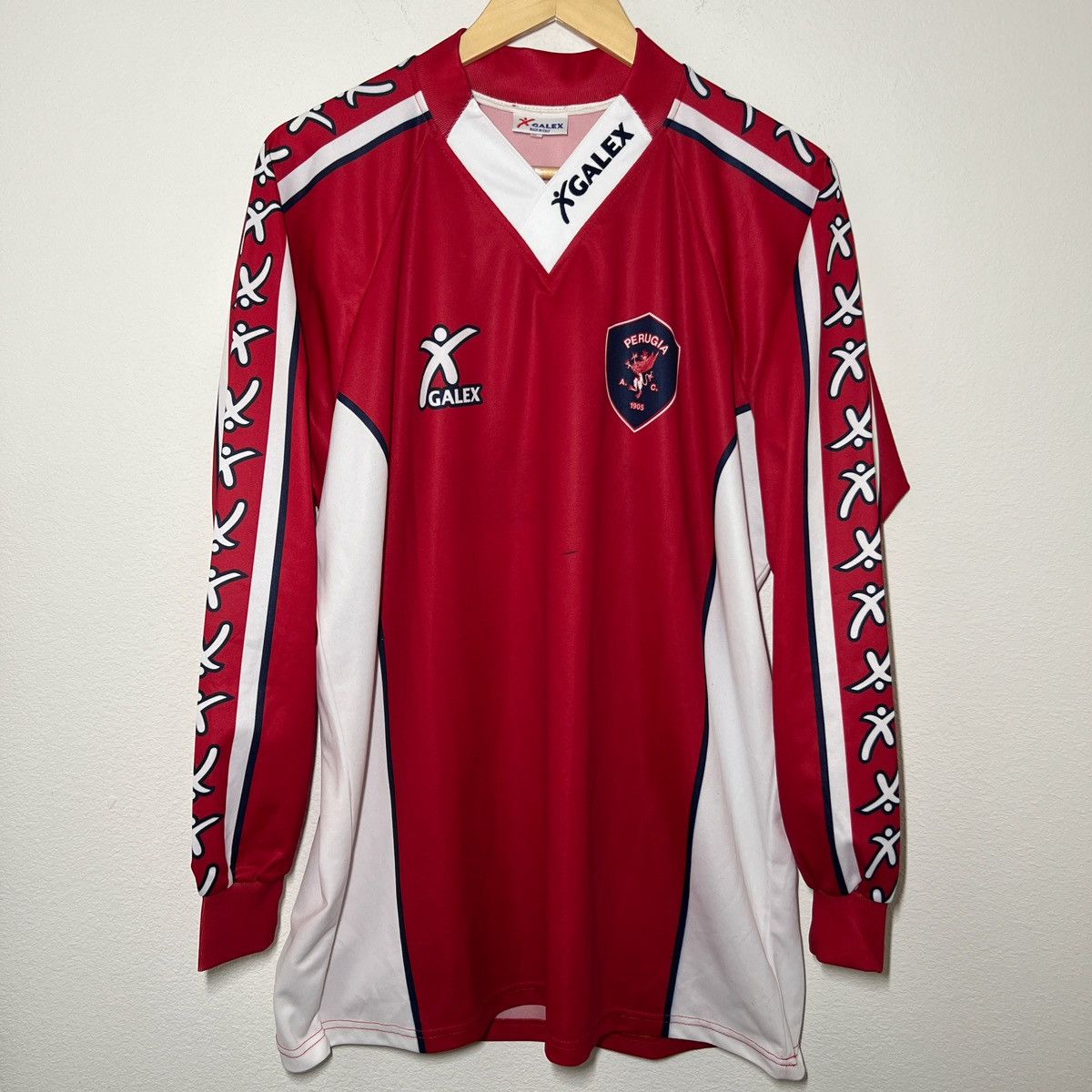 Vintage Perugia 2000-2001 Training LS Jersey | Vintage Soccer Size US L / EU 52-54 / 3 - 1 Thumbnail