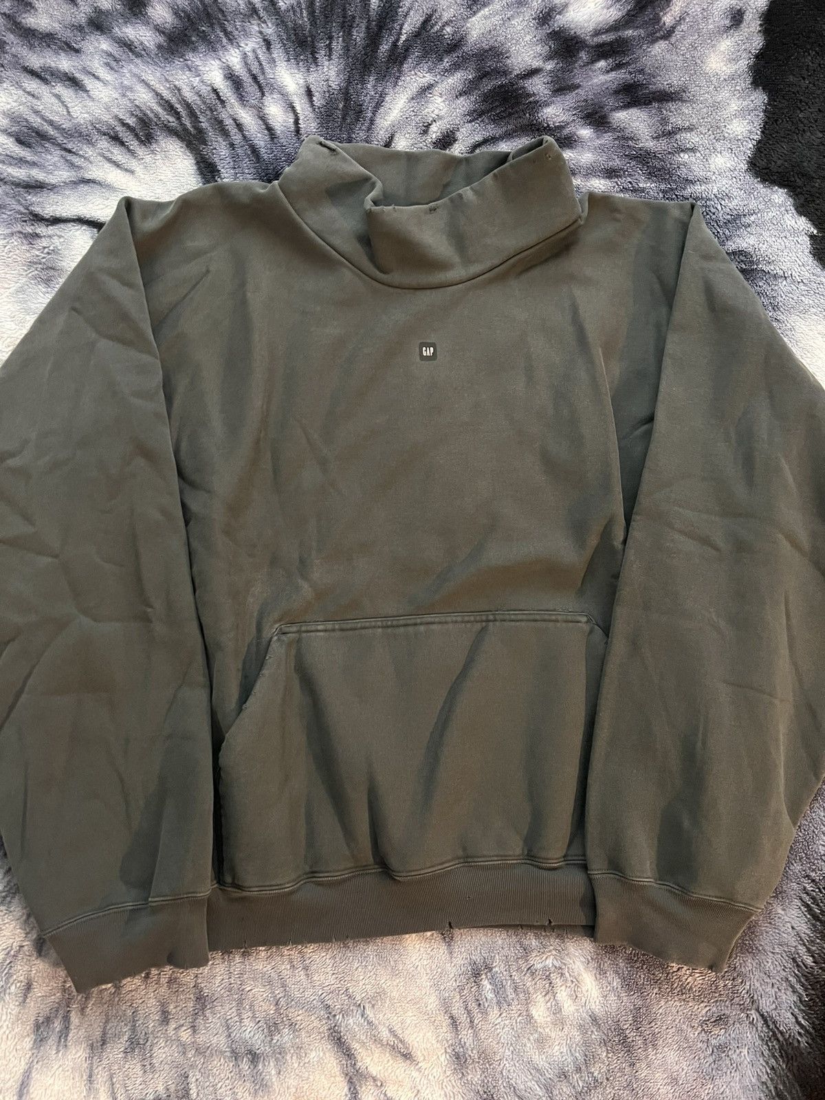 Balenciaga × Gap × Yeezy YGEBB 2022 High Neck Logo Sweater In Dark Grey Size US L / EU 52-54 / 3 - 1 Thumbnail