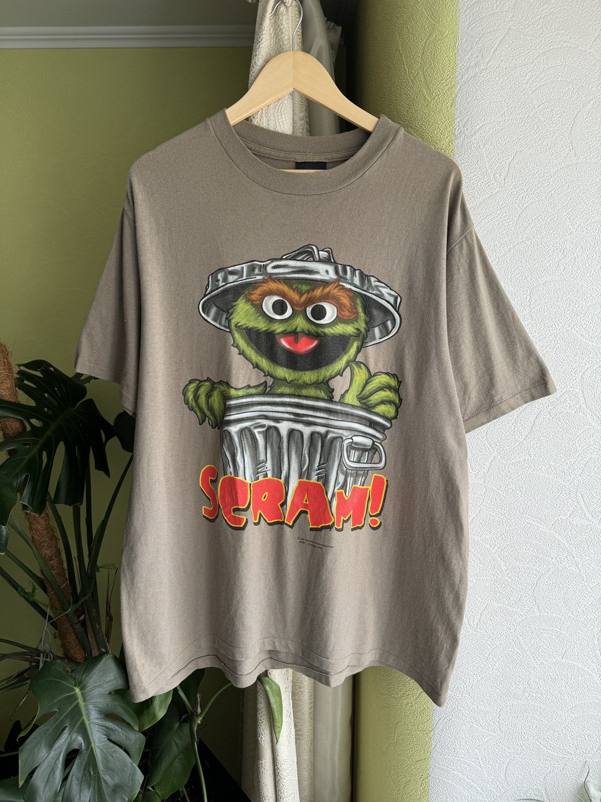 Changes Vintage 90s Sesame Street Scram Jim Hanson T-Shirt Khaki Size US L / EU 52-54 / 3 - 1 Thumbnail