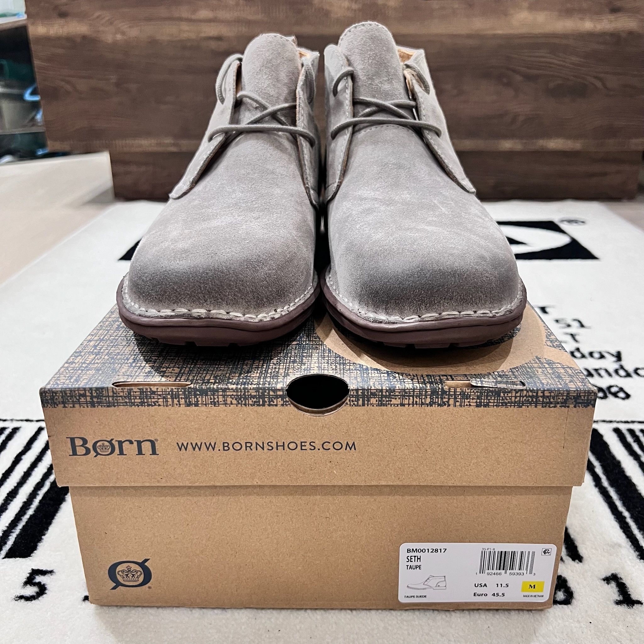 Born Børn Seth Suede Chukka Boot Taupe Suede Ankle Boots Size US 11.5 / EU 44-45 - 2 Thumbnail