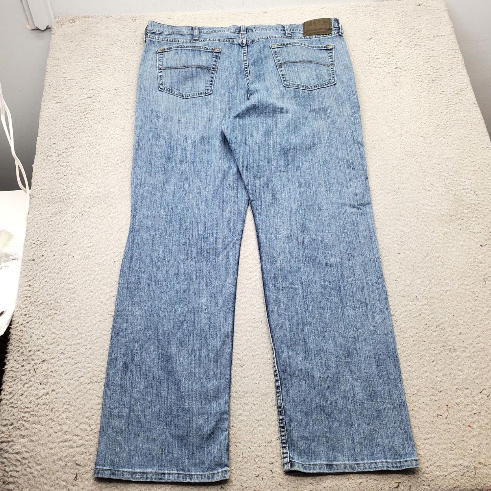Lee Lee Premium Jeans Mens 42x32 Blue Denim Classic Fit Medium Wash Straight Leg Size US 42 / EU 58 - 2 Thumbnail