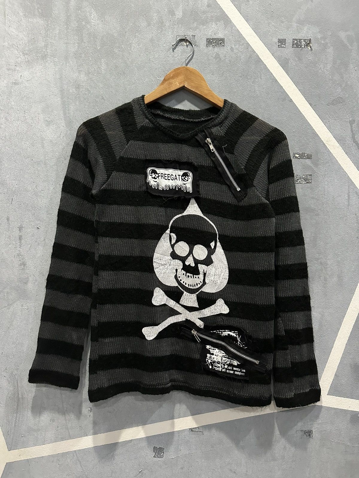 If Six Was Nine Skull Punk Y2K Knitwear Size XS / US 0-2 / IT 36-38 - 1 Thumbnail
