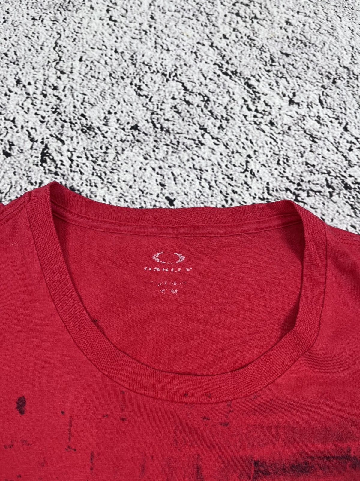 Oakley Oakley New York Graffiti Logo T shirt Size L GorpCore Size US L / EU 52-54 / 3 - 5 Thumbnail