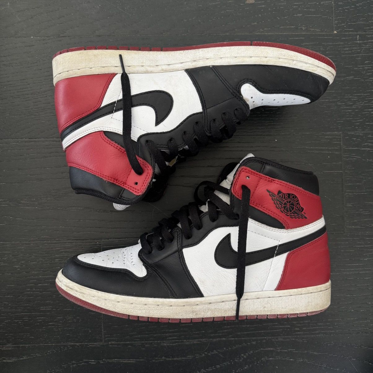 Jordan Brand 2016 Air Jordan 1 Retro High OG Black Toe Size US 10 / EU 43 - 2 Thumbnail
