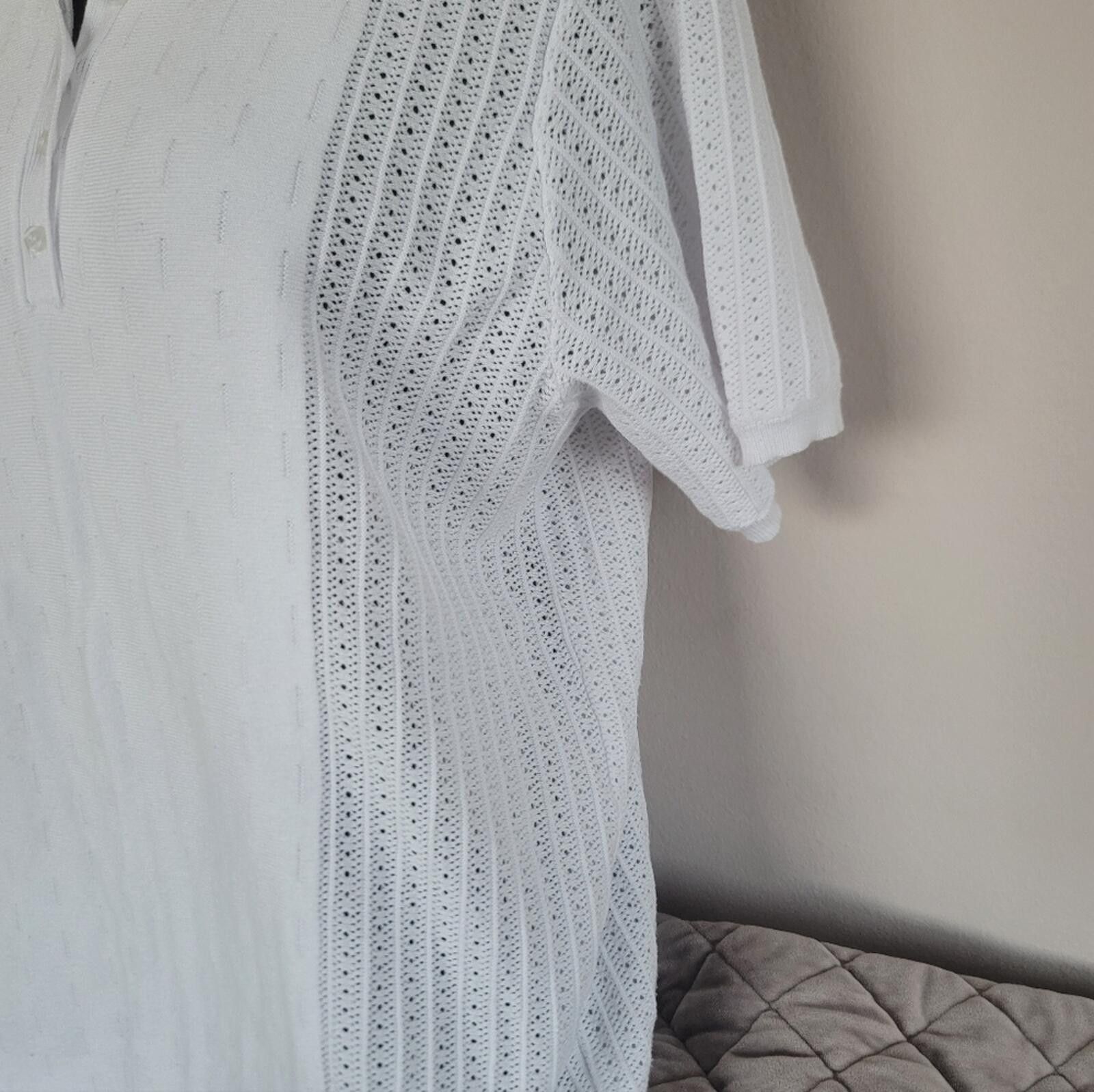 Joseph Abboud Joseph A White V-Neck Collar T-shirt Buttons Sz L Coastal Size L / US 10 / IT 46 - 4 Thumbnail
