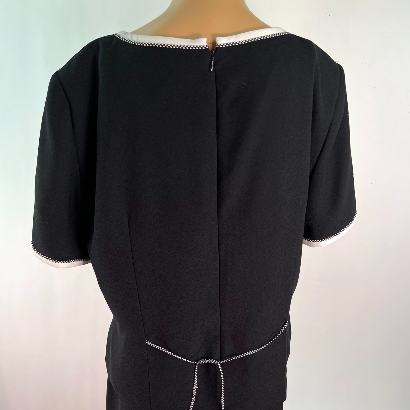 Kasper VINTAGE Kasper A.S.L. Womens Sheath Dress Size 16 Short Sleeves Round Neck Black Womens Size 38" / US 16 / IT 52 - 4 Thumbnail