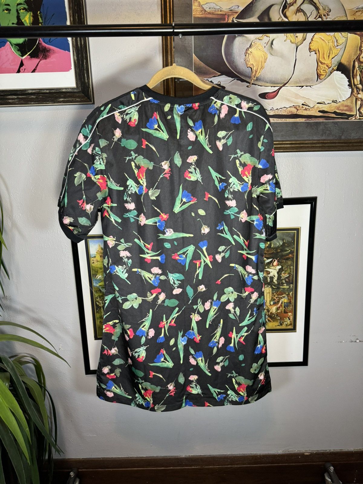 Adidas Adidas All Over Floral Print Dress Shirt Women Size Small Size S / US 4 / IT 40 - 2 Thumbnail