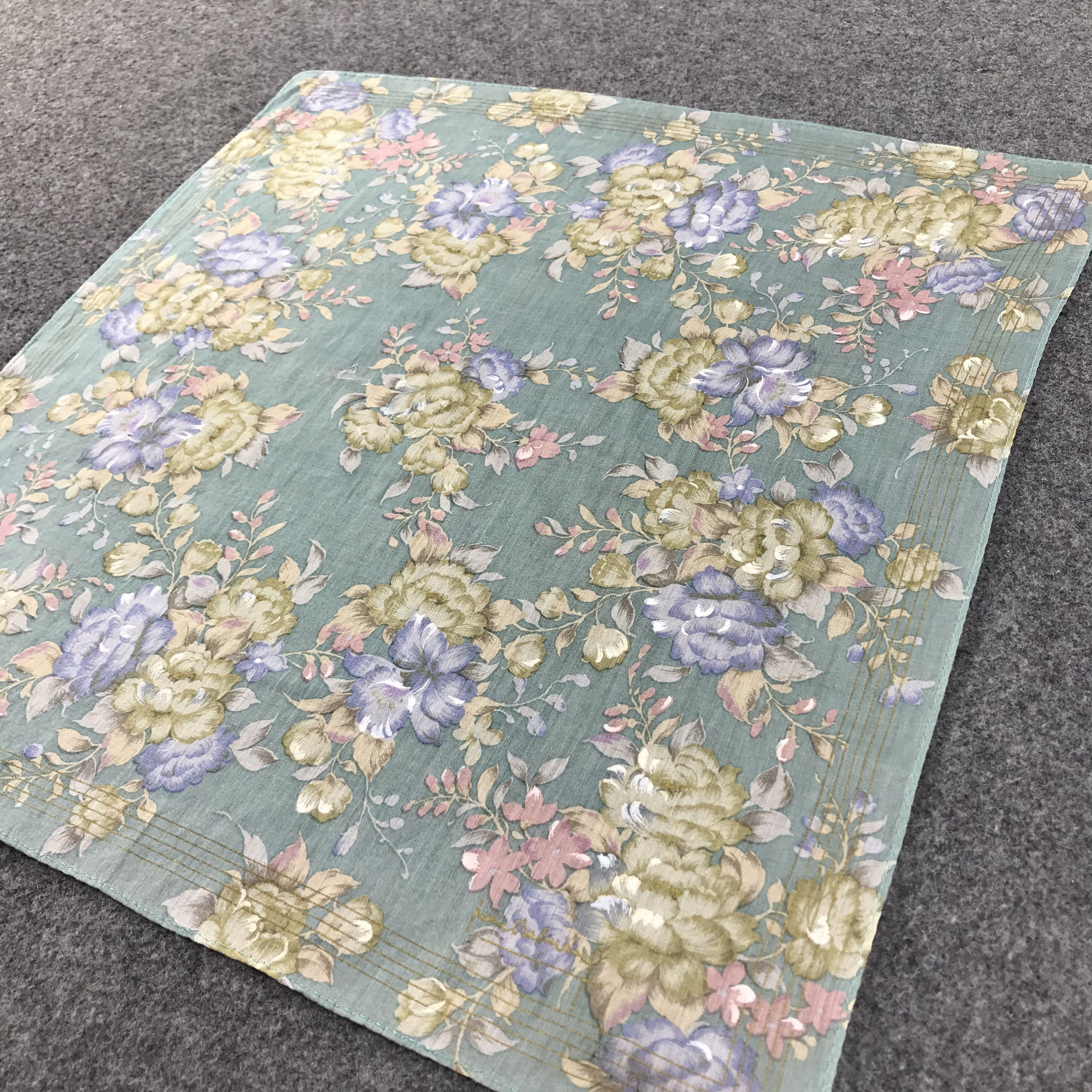 Pierre Balmain Pierre Balmain Floral Handkerchief Neckerchief Bandana H95 Size ONE SIZE - 5 Thumbnail