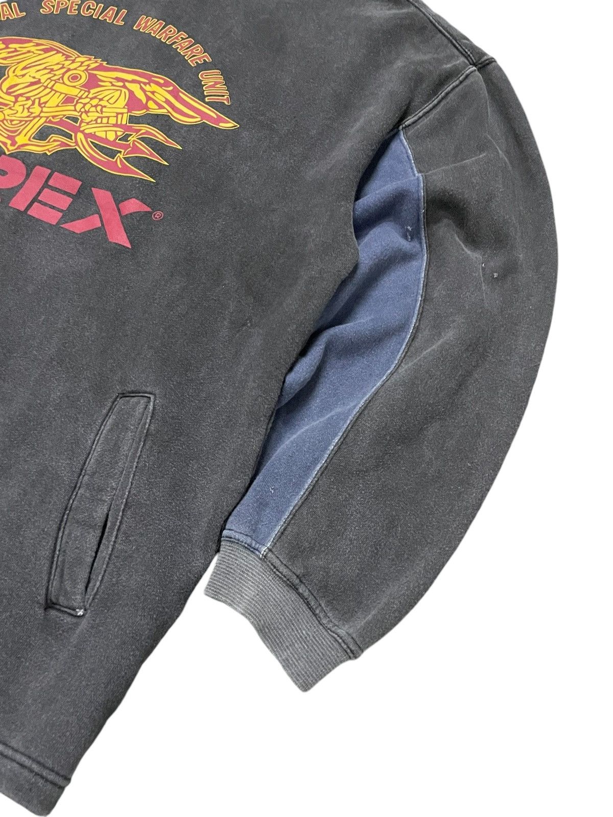 Avirex Vintage Avirex Warfare Sun Faded Layered Hoodie Size US XL / EU 56 / 4 - 5 Thumbnail