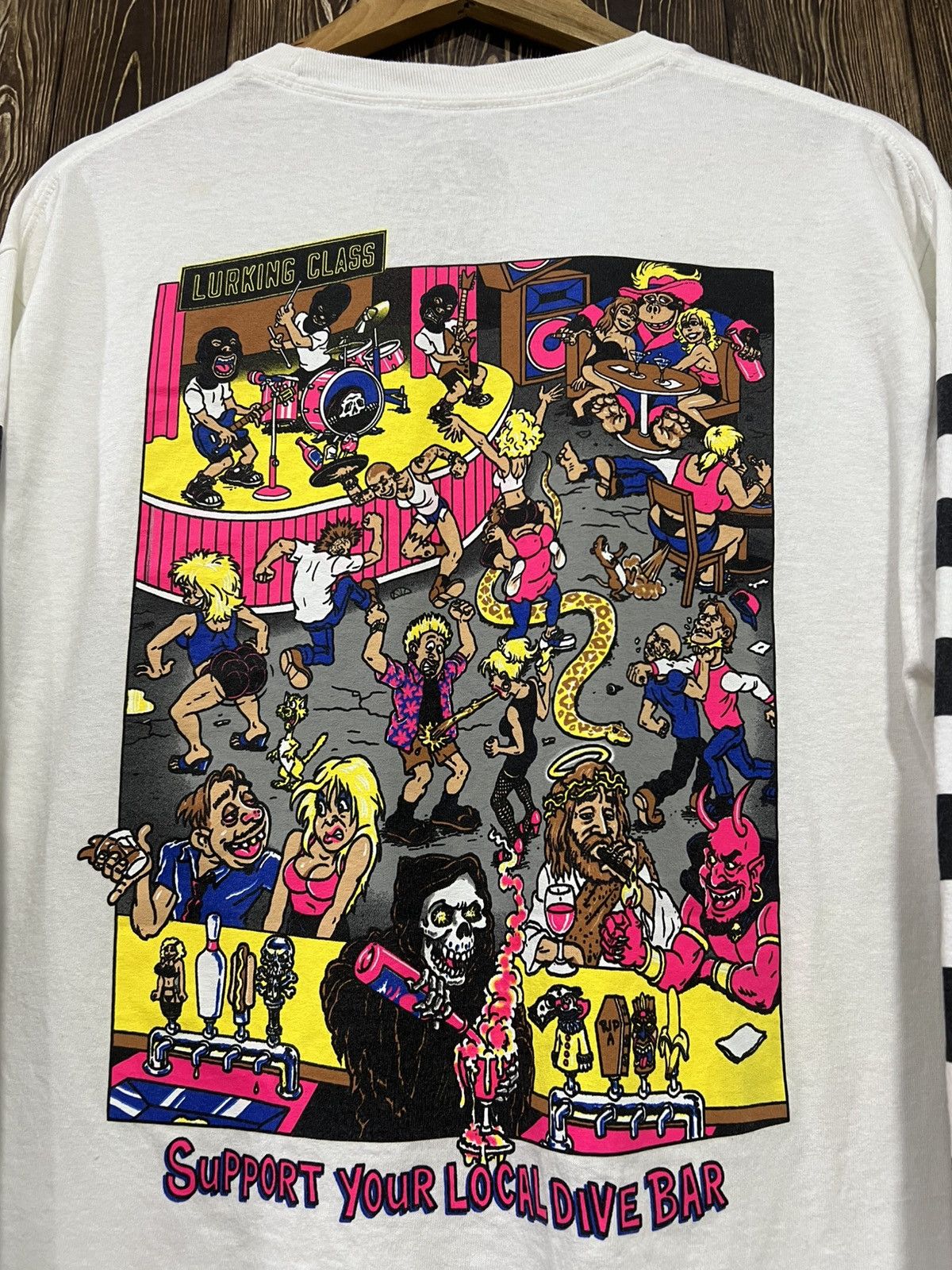 Lurking Class Y2K Lurking Class Sketchy Tank Skateboards Tshirt Size US L / EU 52-54 / 3 - 2 Thumbnail