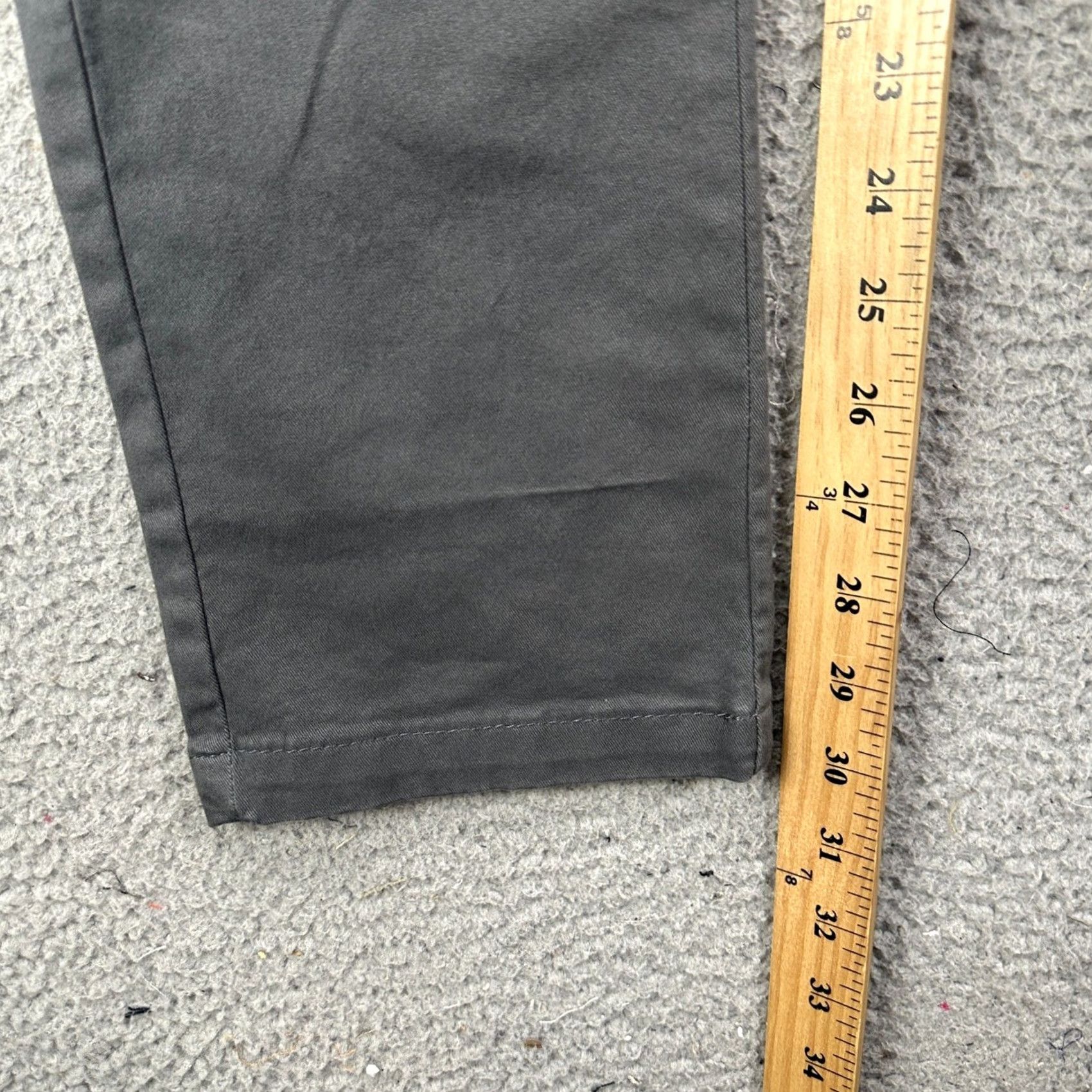 H&M H&M Pants Khakis Mens 29 Gray Skinny Fit Stretch Chino Flat Front Pockets NEW Size US 29 - 6 Thumbnail