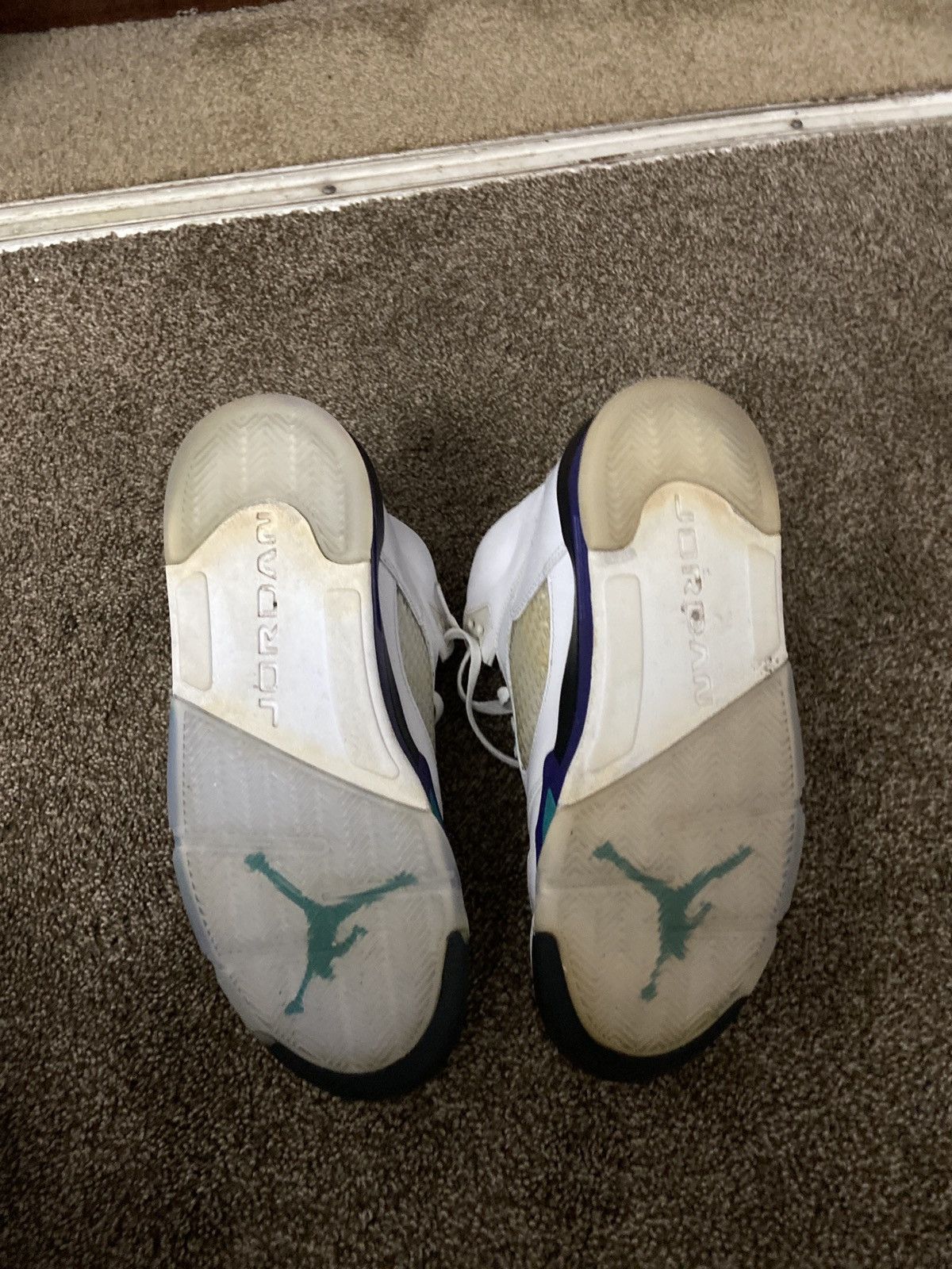 Jordan Brand Jordan 5 grape 2013 8.5/10 condition Size US 10.5 / EU 43-44 - 5 Thumbnail