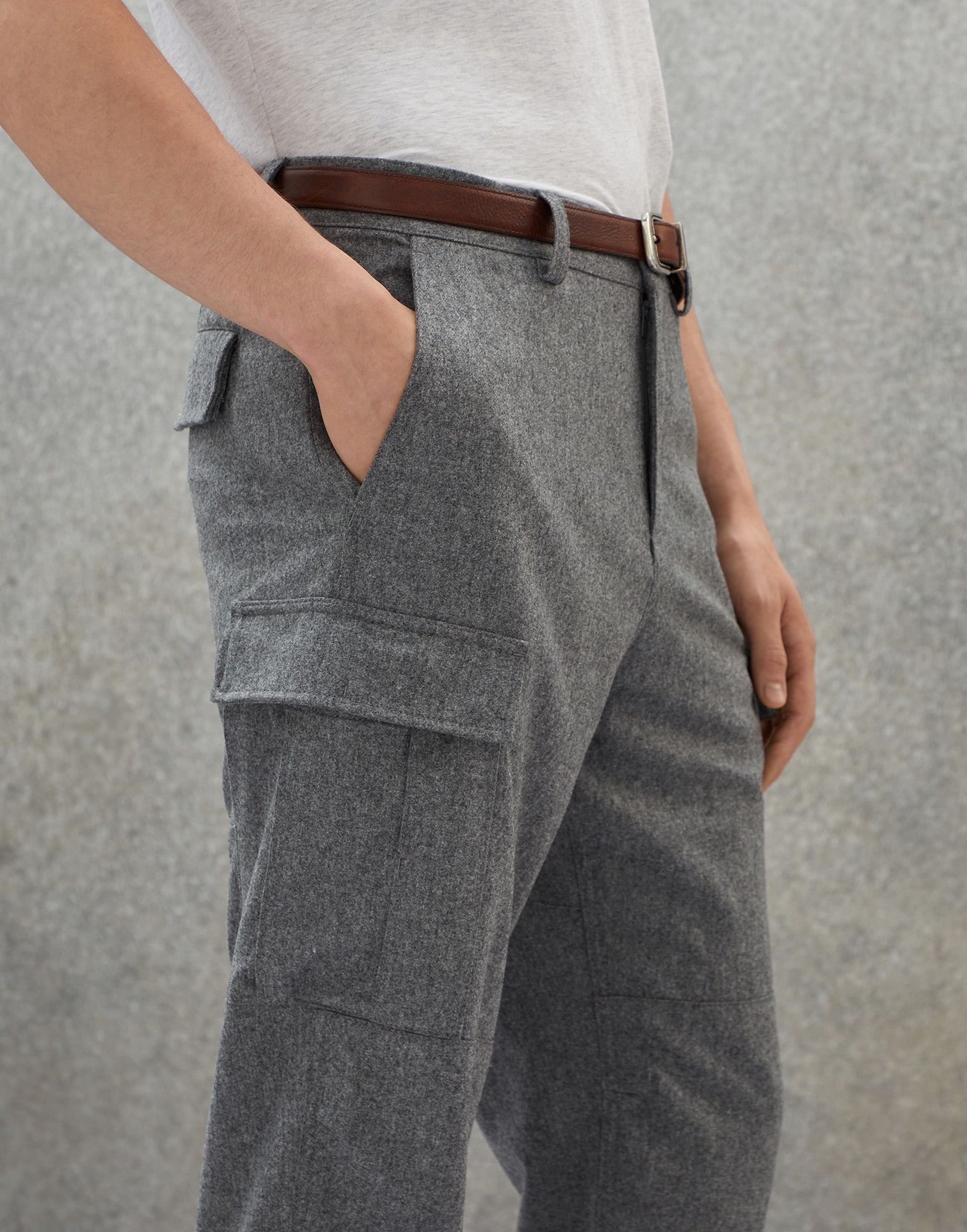 o1la1rc1a0325 Cargo Pants in Grey