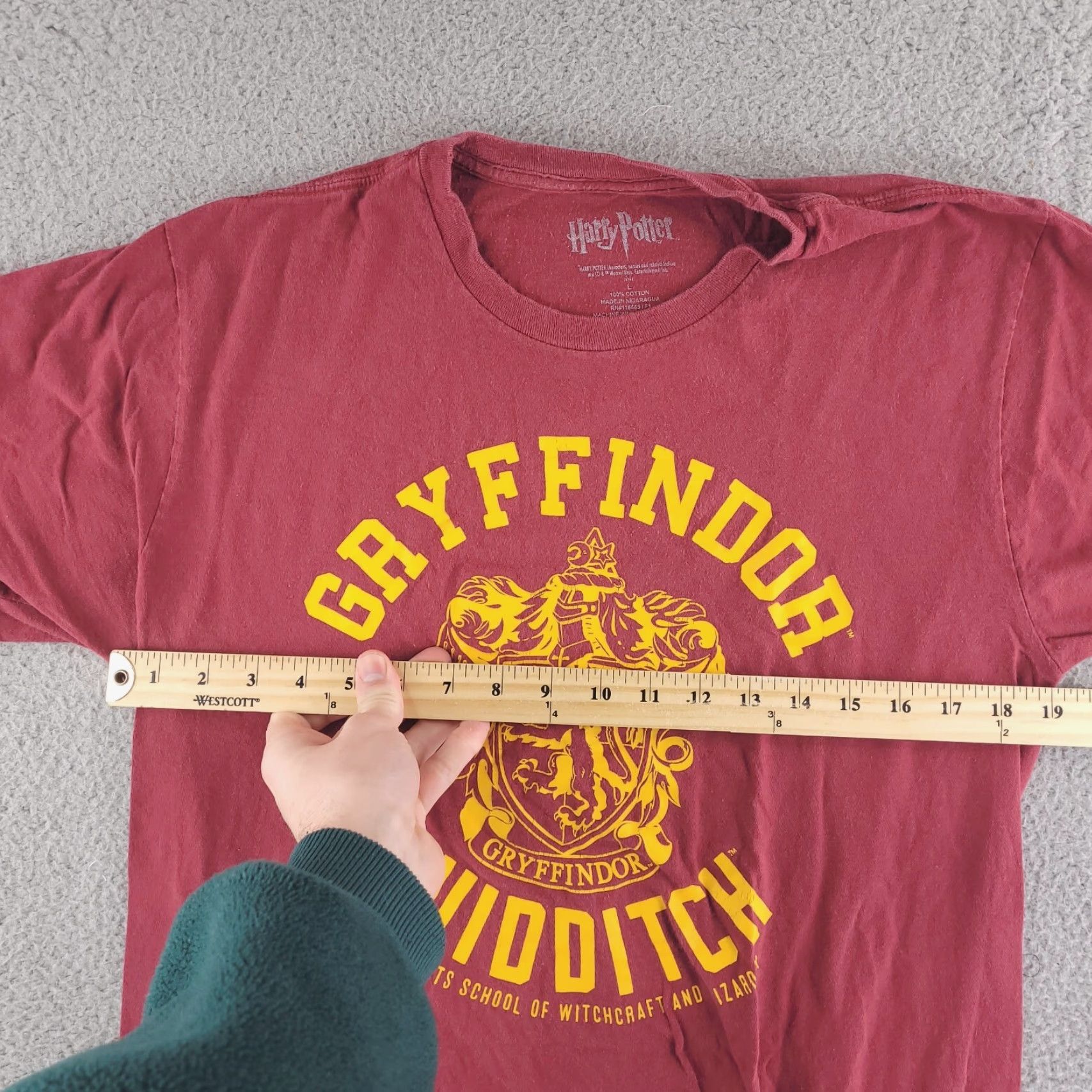 Vintage Harry Potter Shirt Mens Large Red Slim Fit Quidditch Gryffindor Size US L / EU 52-54 / 3 - 5 Thumbnail