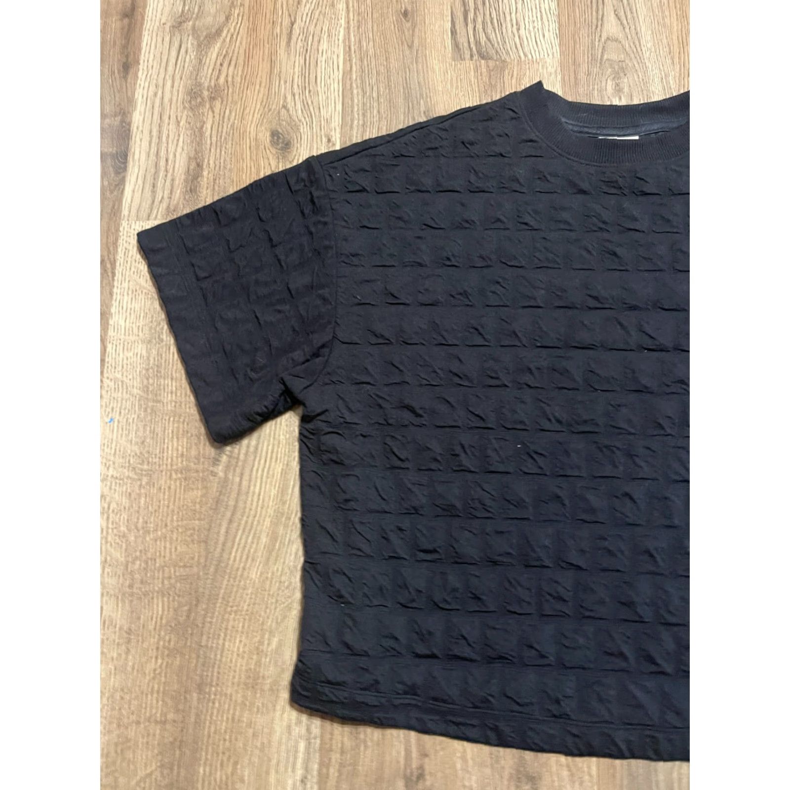 Vintage A New Day Shirt Women’s Size Small Black Textured Short Sleeve Shirt Casual Modern Version: T-Shirt (No N/A) Size S / US 4 / IT 40 - 3 Thumbnail