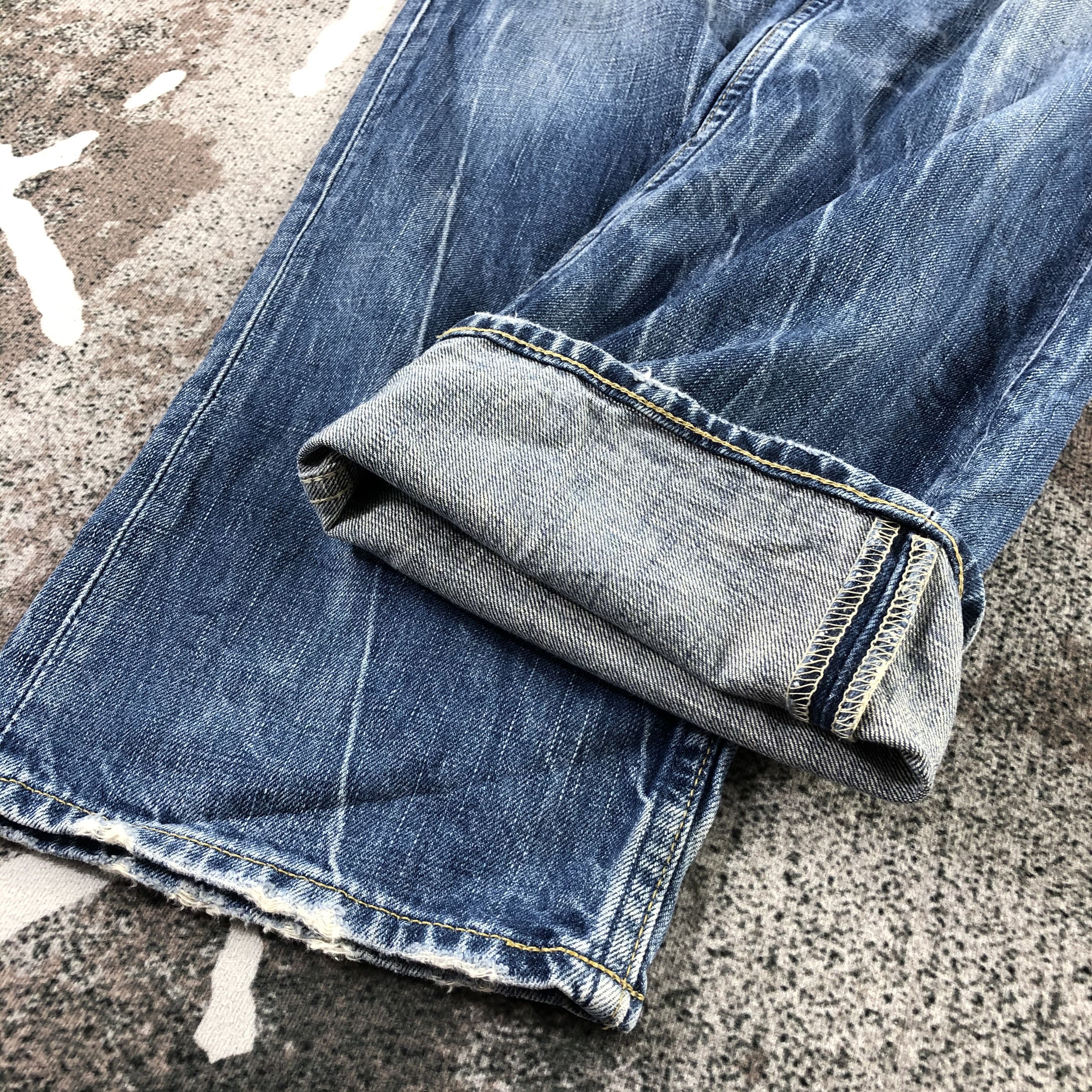 Levi's Vintage Levis 502 Jeans Faded Blue Denim KJ1304 Size US 31 - 7 Thumbnail