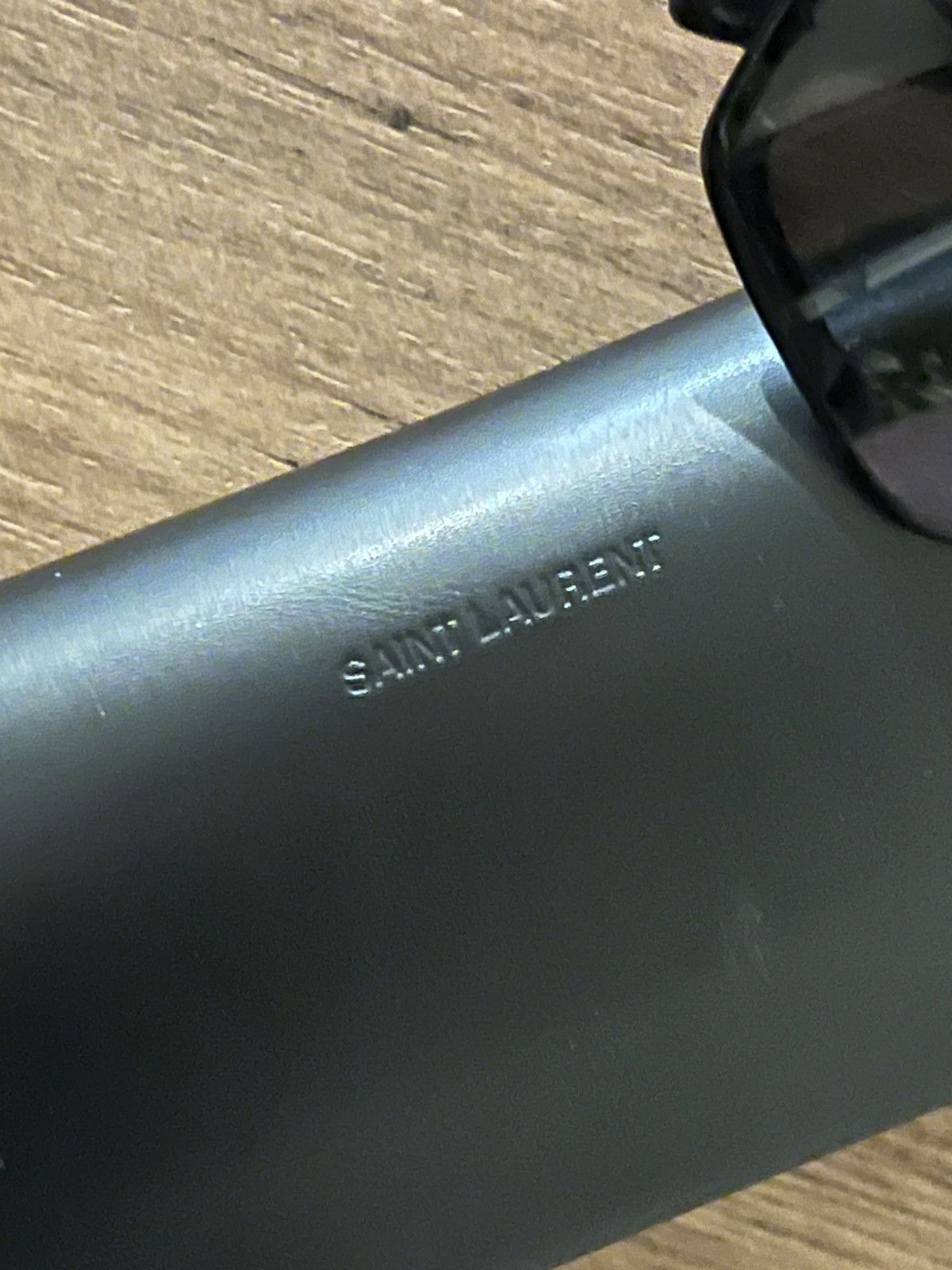 Saint Laurent Paris Saint Laurent sunnies with a cat eye effect Size ONE SIZE - 6 Thumbnail