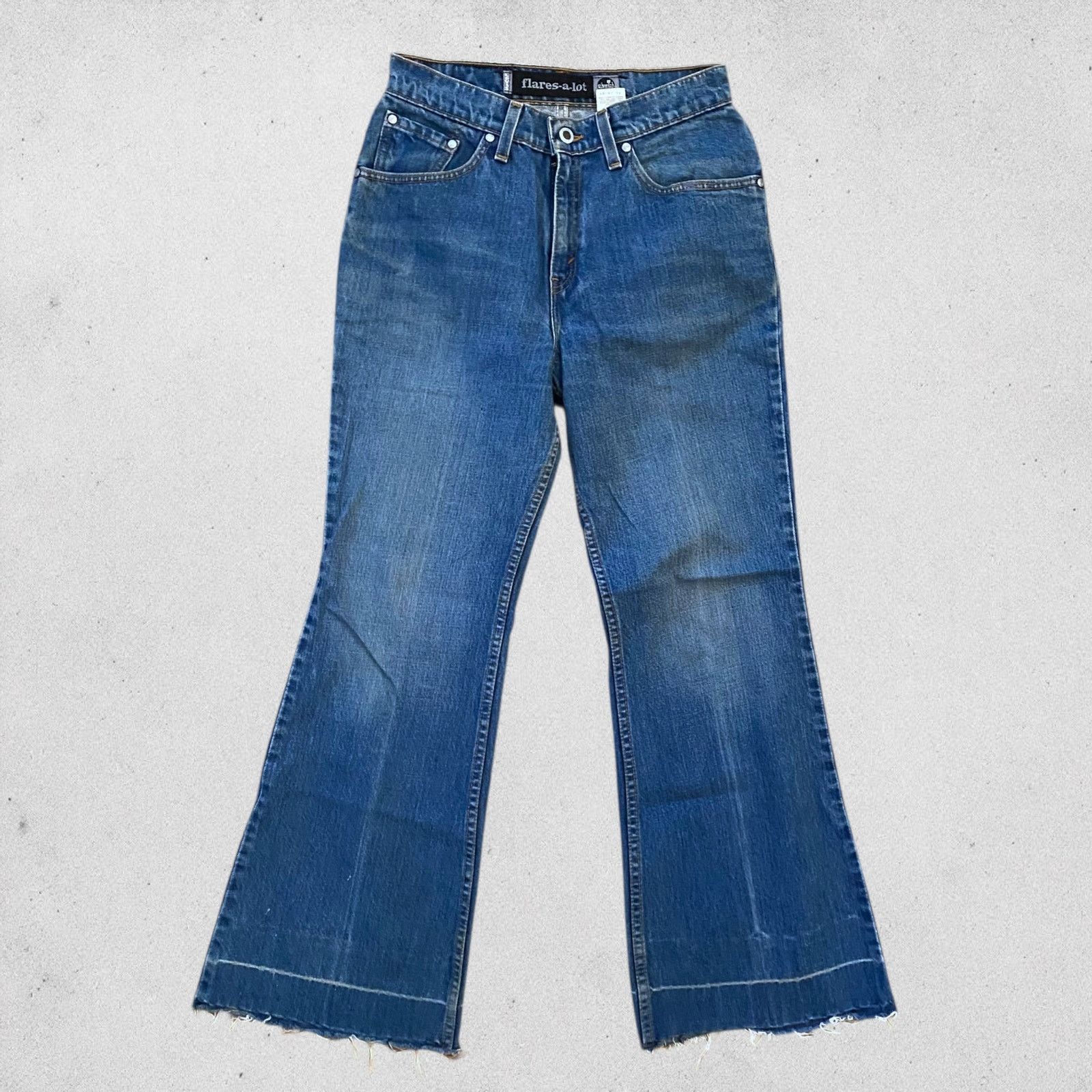 Levi's × Vintage Vintage Levi's Silvertab Flare Bell Bottom Jeans 90s Size 27" / US 4 / IT 40 - 1 Thumbnail