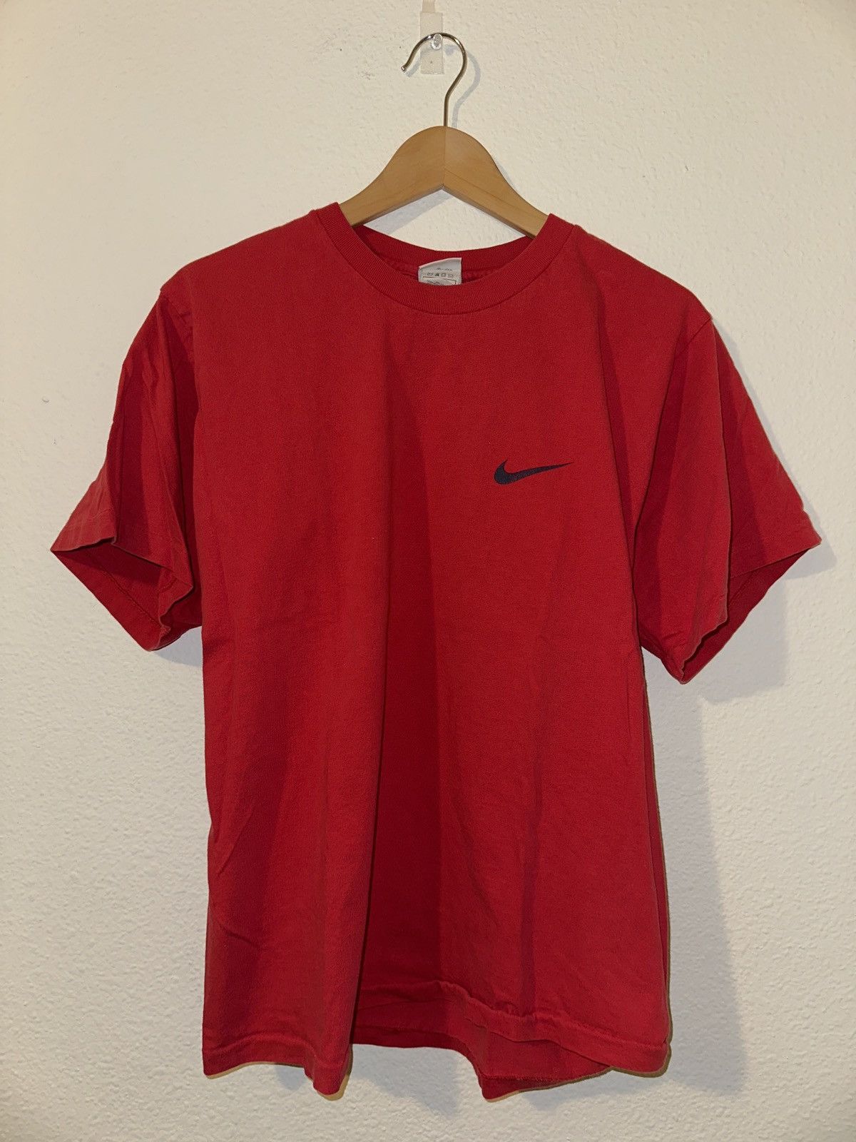Nike × Vintage Vintage 80s Red Nike Swoosh Size US M / EU 48-50 / 2 - 1 Thumbnail