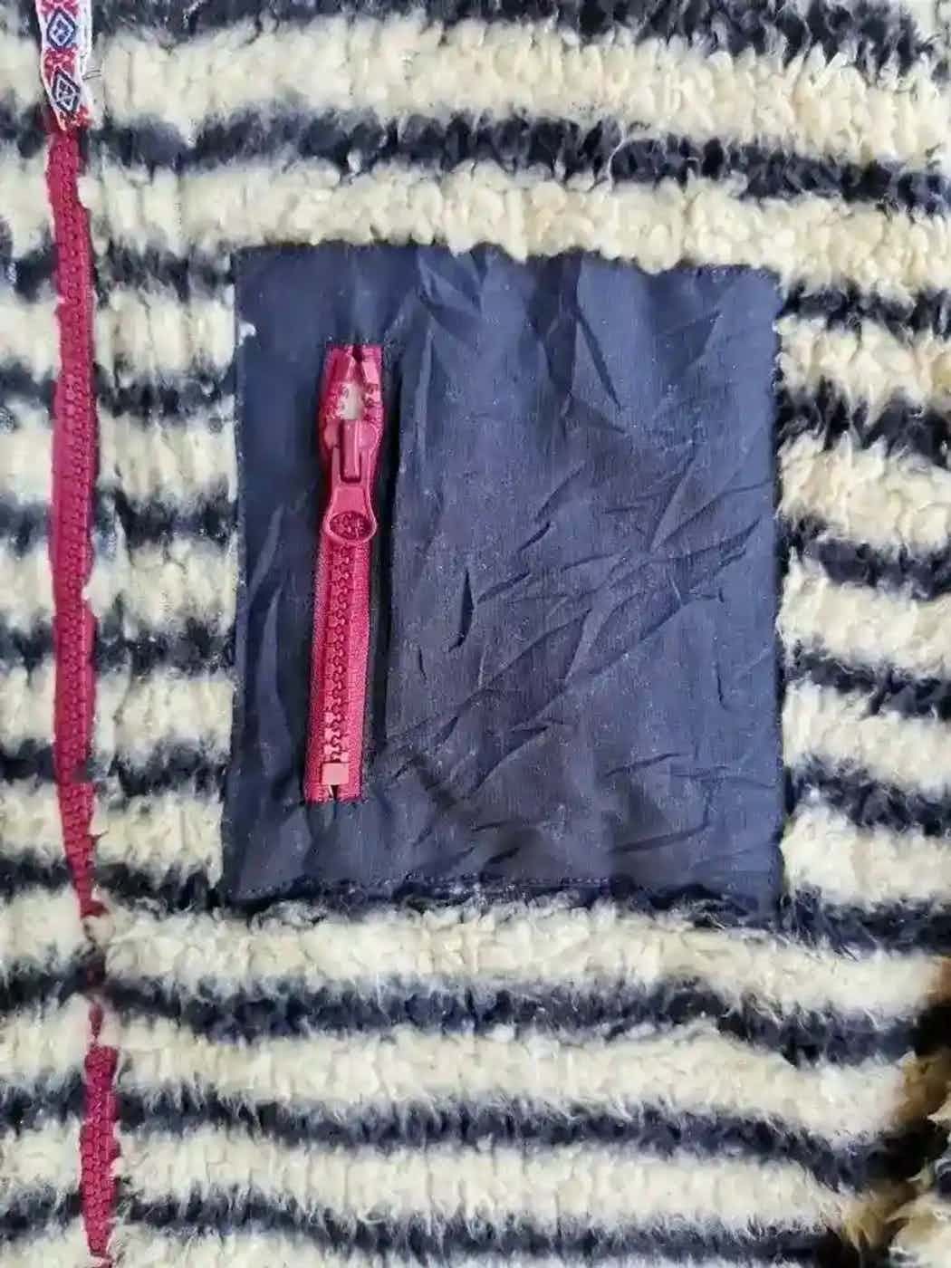 Japanese Brand Vintage A/A Zipper Stripe Hoodie Size US L / EU 52-54 / 3 - 4 Thumbnail