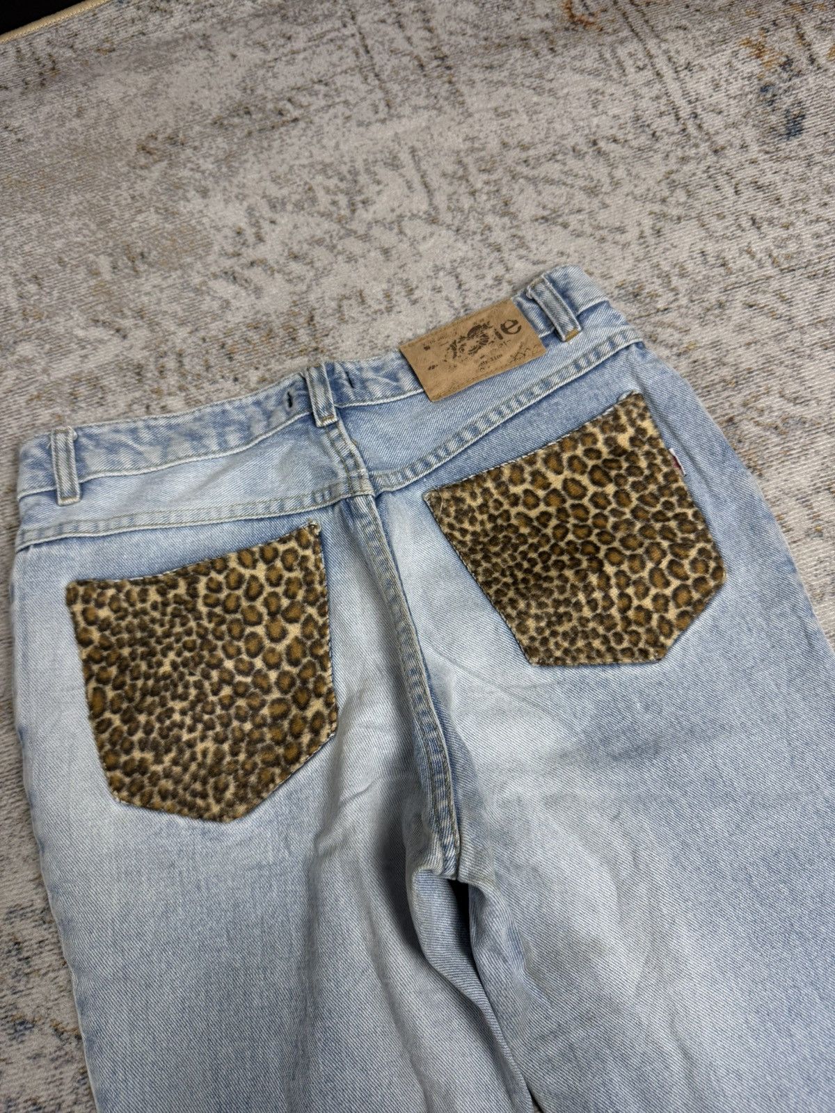 Tornado Mart Jassie y2k style leopard petern pocket denim pants Size US 29 - 2 Thumbnail