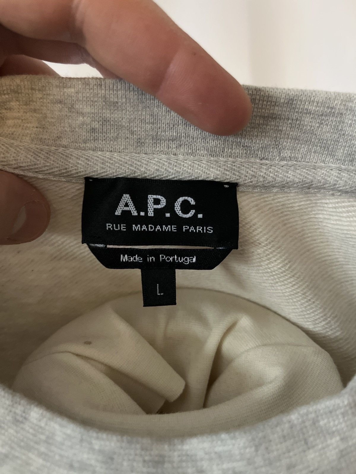 A.P.C. A.P.C. Embroidered Crewneck Sweatshirt L Streetwear France Size US L / EU 52-54 / 3 - 6 Thumbnail