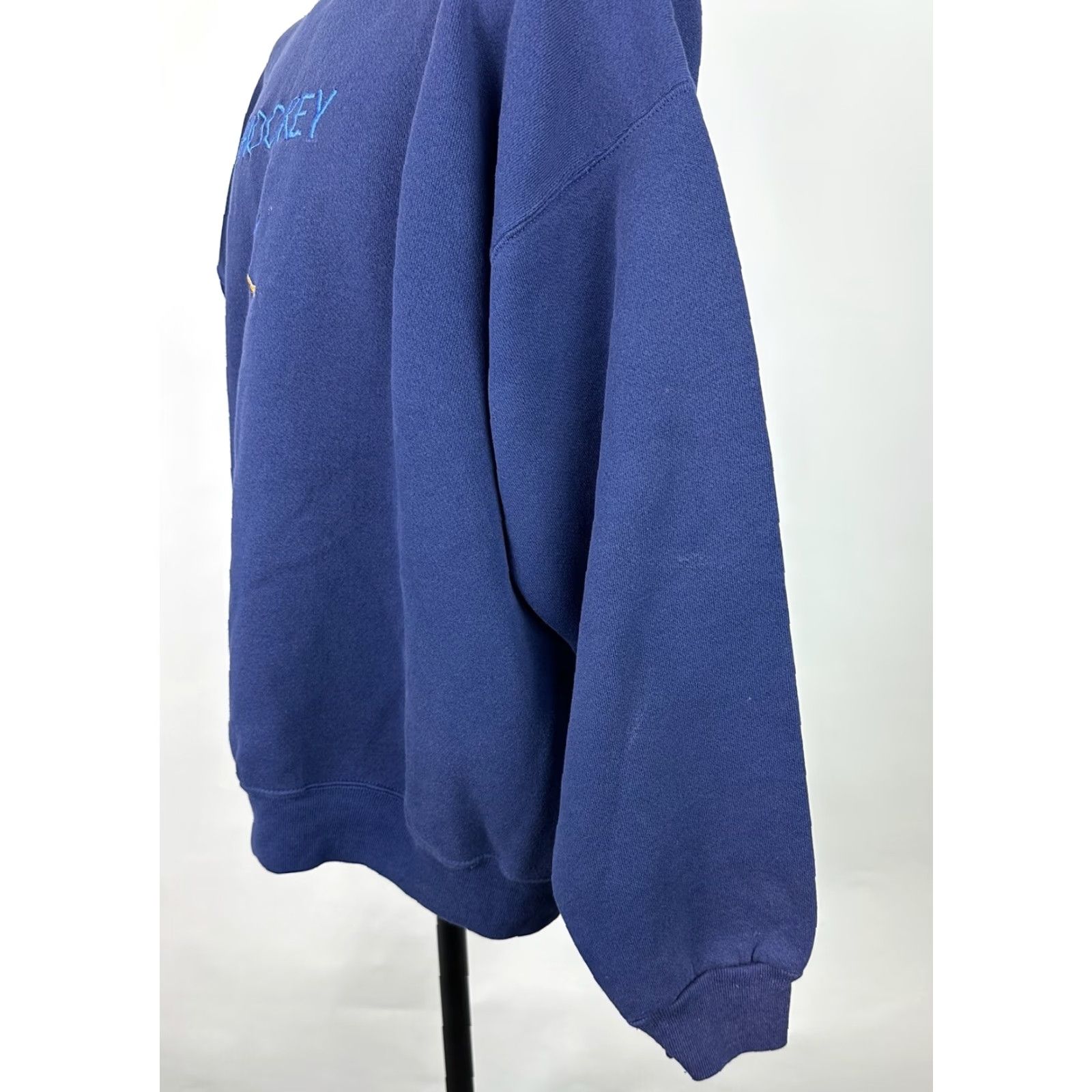 Tultex VINTAGE Tultex Sweatshirt XL Blue Navy Embroidered 90s Distressed Men Crew Neck Pullover Mid-weight Cotton Blend Size US XL / EU 56 / 4 - 7 Thumbnail