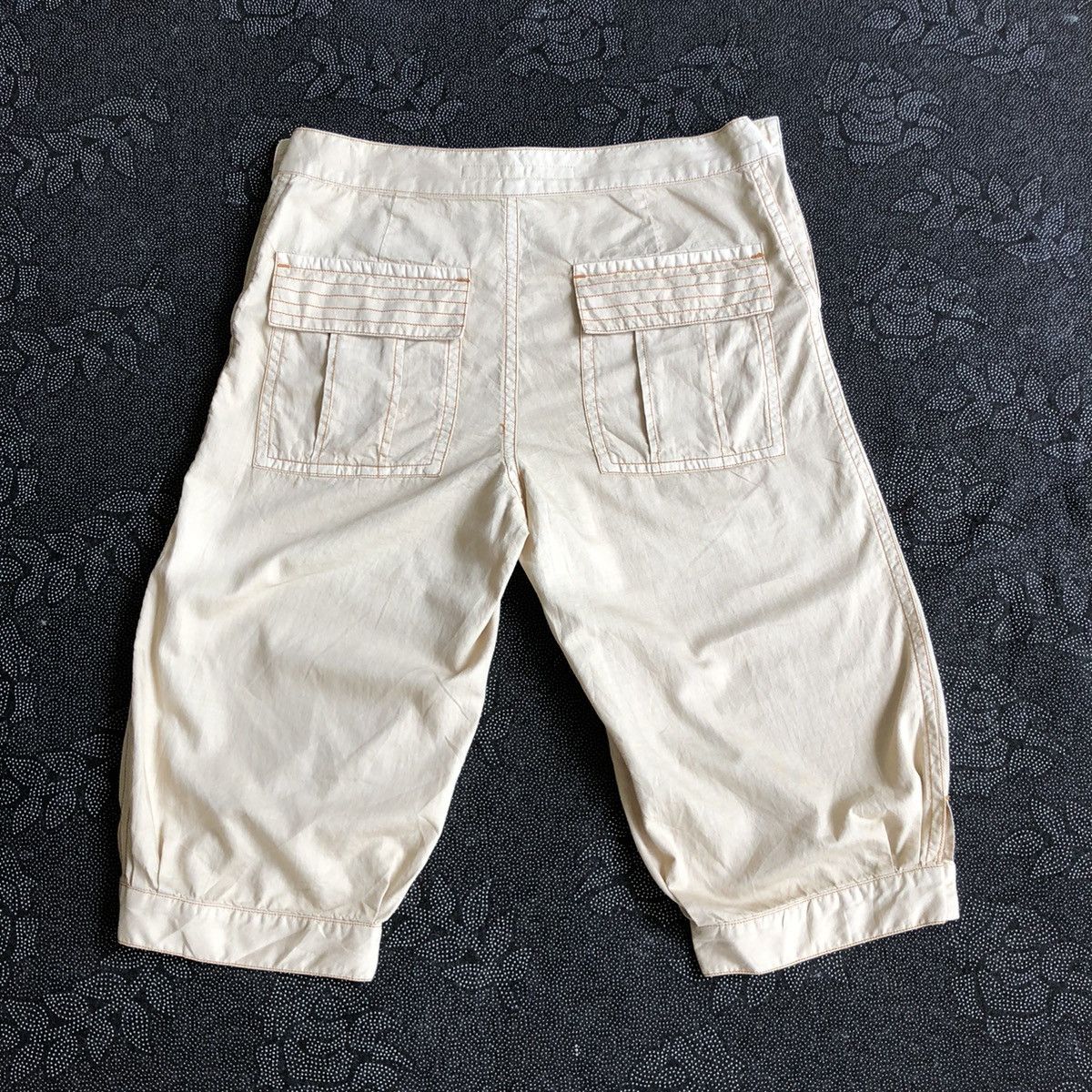 Issey Miyake × Sunao Kuwahara ISSEY MIYAKI side button short pants Size 30" / US 8 / IT 44 - 4 Thumbnail