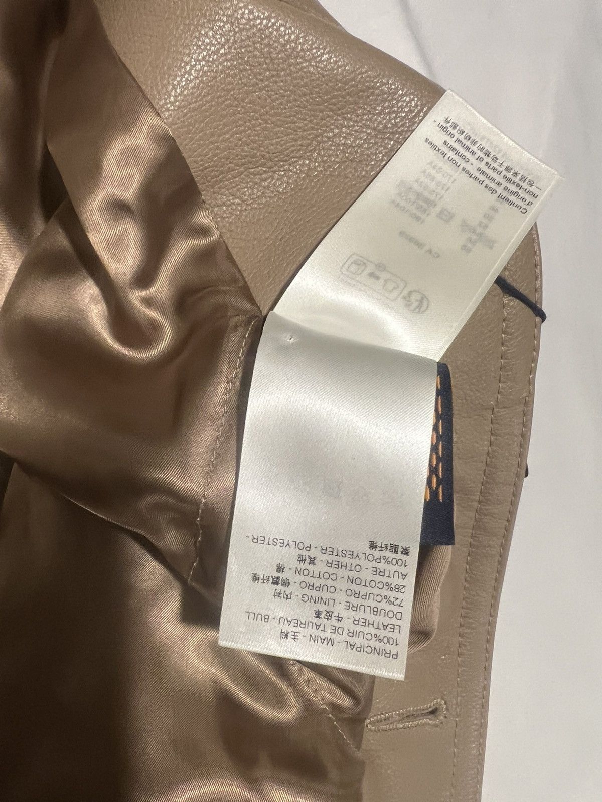 Louis Vuitton Louis vuitton mens leather jacket. 52/42.$ 5750 Size US L / EU 52-54 / 3 - 8 Thumbnail