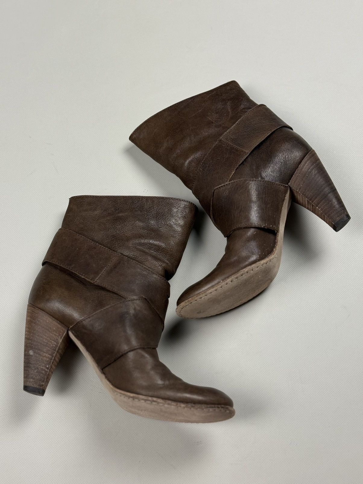 MoMA MOMA Ladies Leather Heeled Avant-Garde Boots Shoes Size 36 Size US 6 / IT 36 - 16 Thumbnail