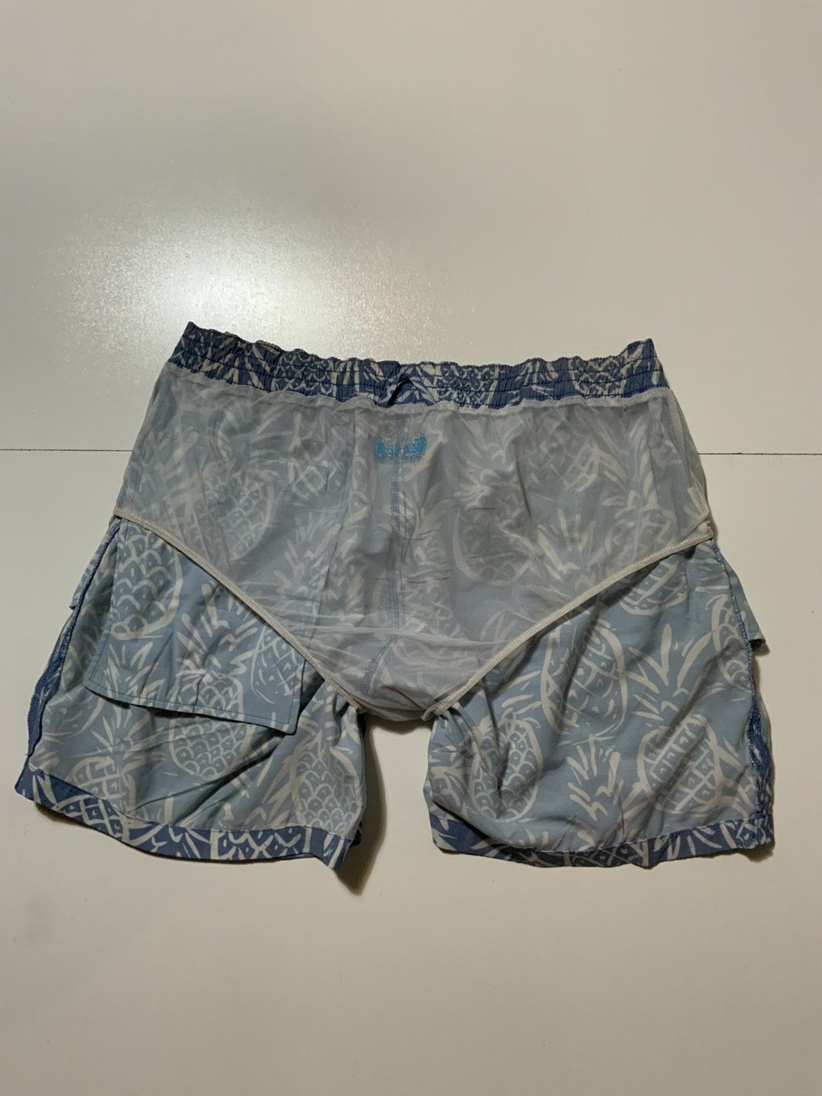 Chubbies Chubbies Faded Blue Pineapple The Thigh Napples 5.5” Shorts Size US 36 / EU 52 - 6 Thumbnail