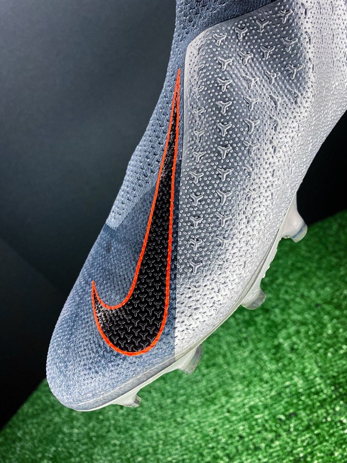 Nike Nike Phantom Vision Elite Football Boots Size US 13 / EU 46 - 6 Thumbnail