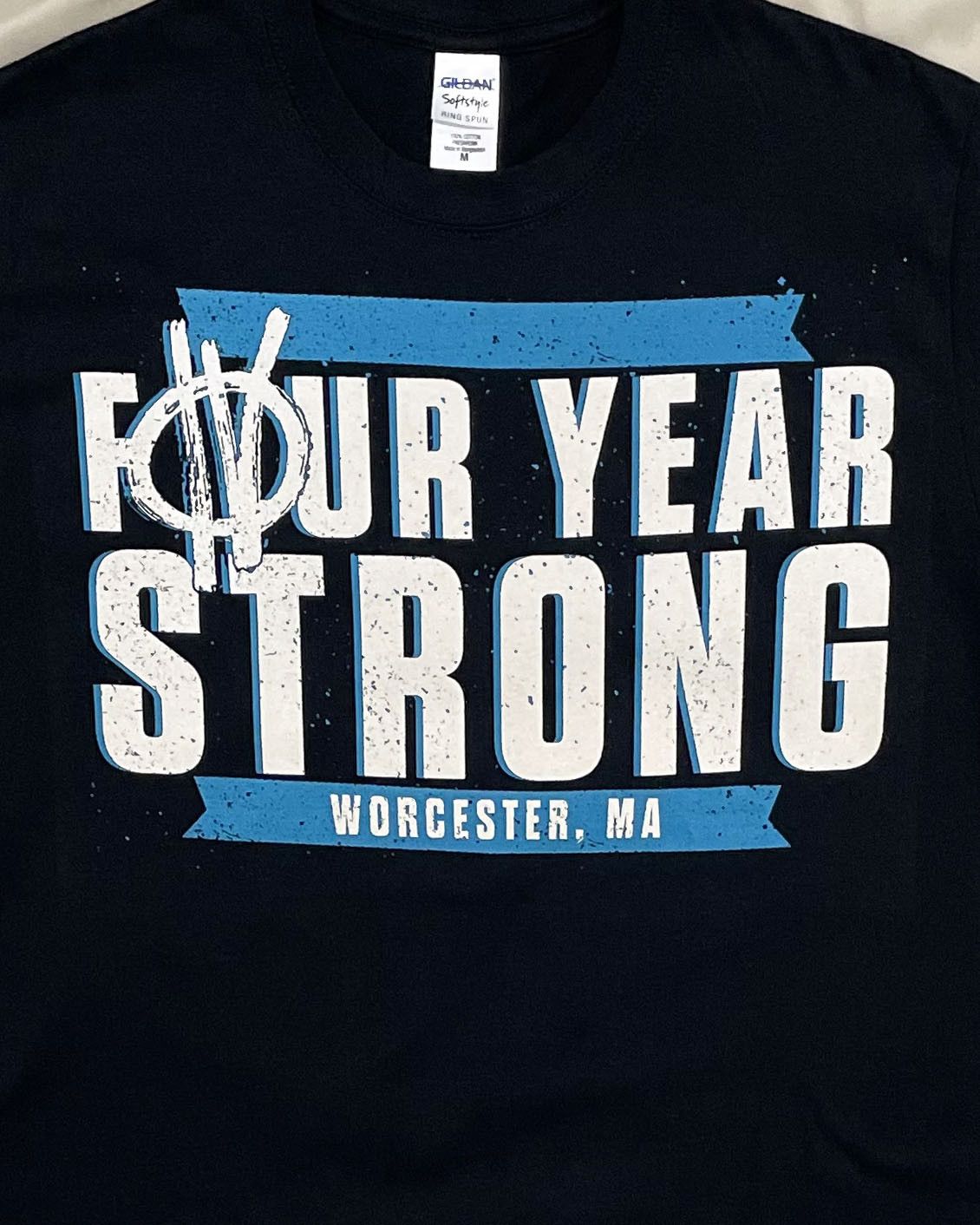 Band Tees Four Year Strong Worcester Tshirt Size US M / EU 48-50 / 2 - 3 Thumbnail