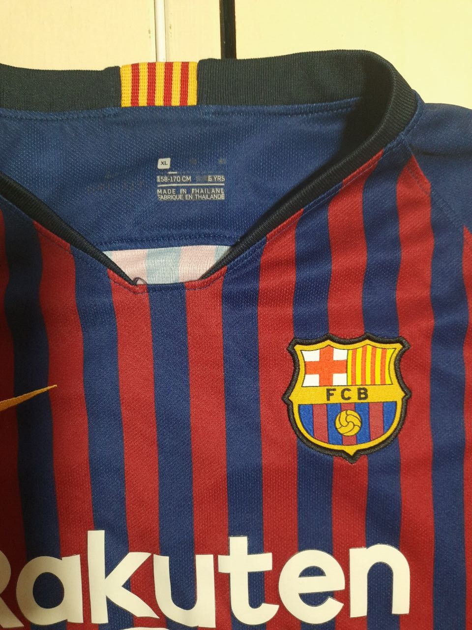 Nike Nike Barcelona FC Jersey #10 Messi 2018-2019 kids size XL Size US XS / EU 42 / 0 - 6 Thumbnail