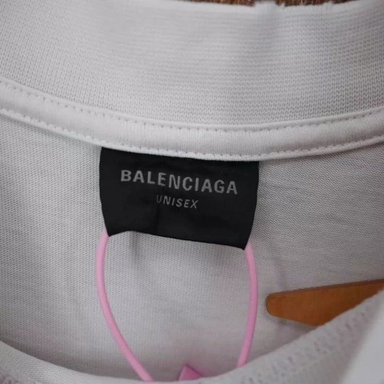 Balenciaga Balenciaga White Distressed Front Back Tape Logo Short Sle Size US S / EU 44-46 / 1 - 3 Thumbnail