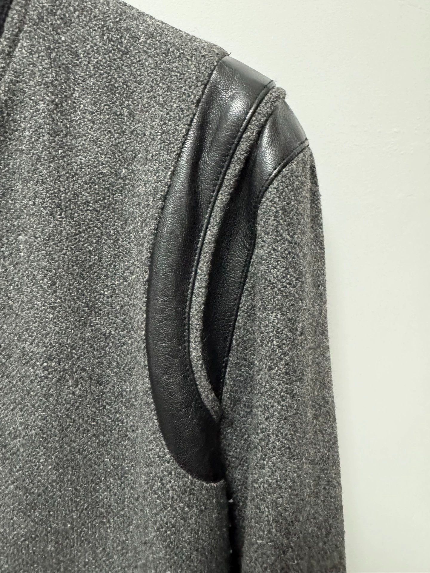 Saint Laurent Paris Saint Laurent SLP14FW Snowflake Leather Baseball Jacket Size US L / EU 52-54 / 3 - 4 Thumbnail