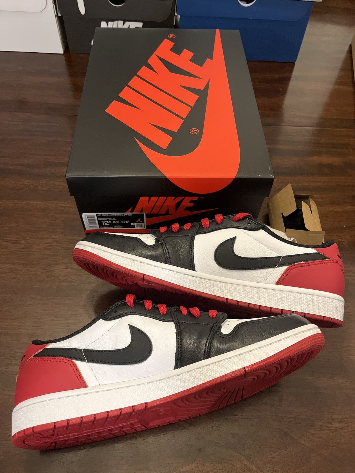 Jordan Brand × Nike Air Jordan 1 Retro Low OG Black Toe Size US 12.5 / EU 45-46 - 4 Thumbnail