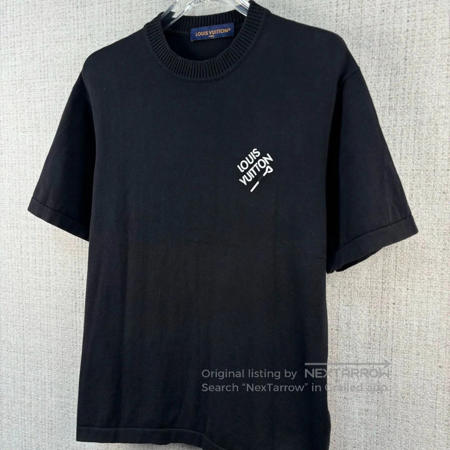 Louis Vuitton Louis Vuitton FW22 Pin Logo Crewneck Tee. Size US L / EU 52-54 / 3 - 2 Thumbnail