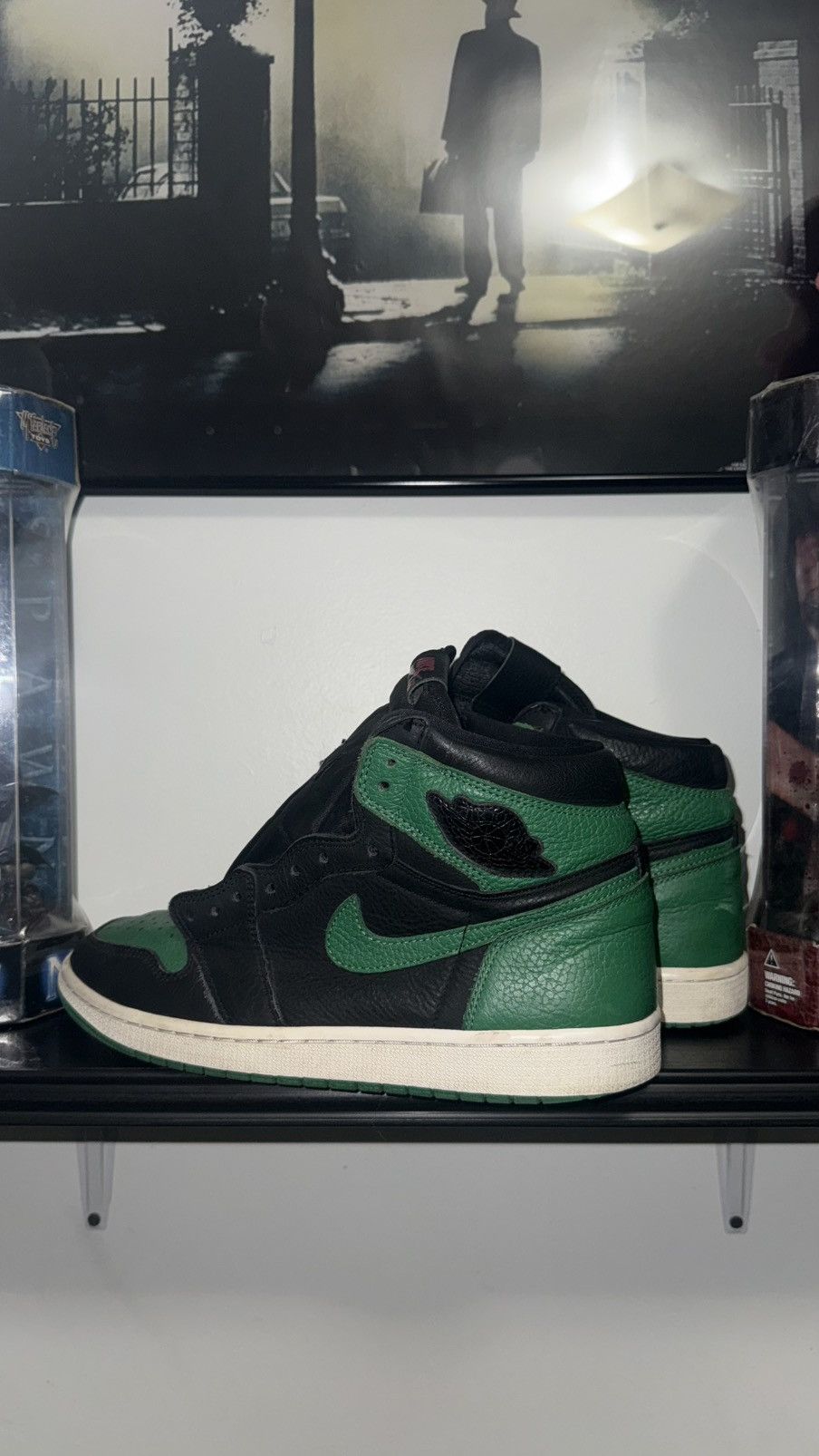 Nike Jordan 1 Retro Pine Green Shoes Size ONE SIZE - 3 Thumbnail