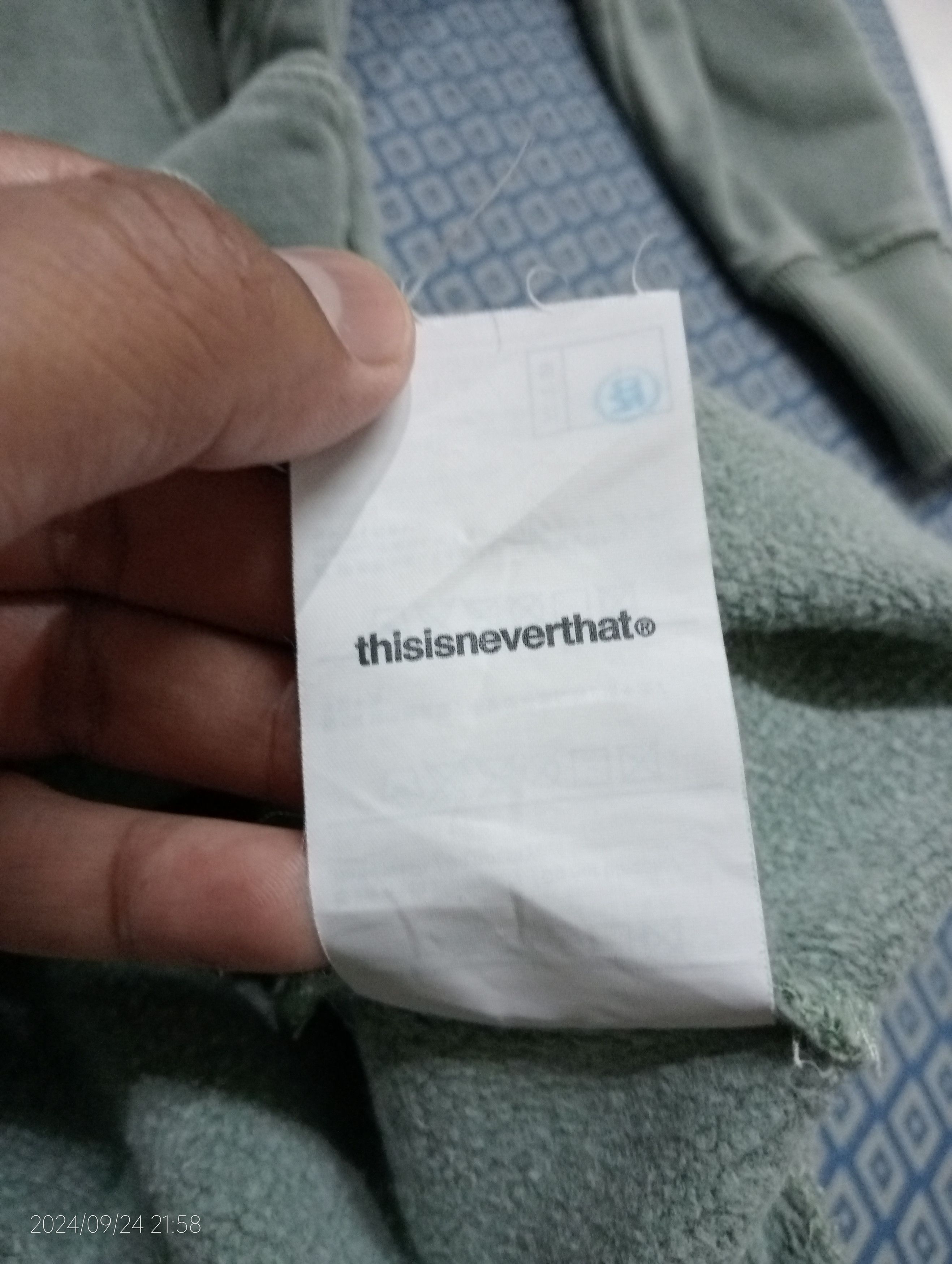 Vintage thisisneverthat® Crewneck Sweatshirt Very Rare