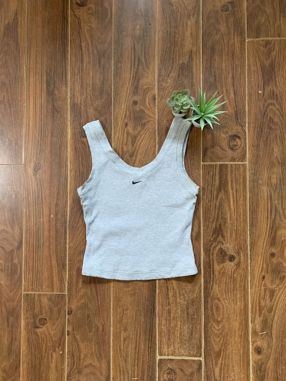 Nike × Vintage Nike Y2K Ribbed Tank Top Center Swoosh Size XS / US 0-2 / IT 36-38 - 1 Thumbnail